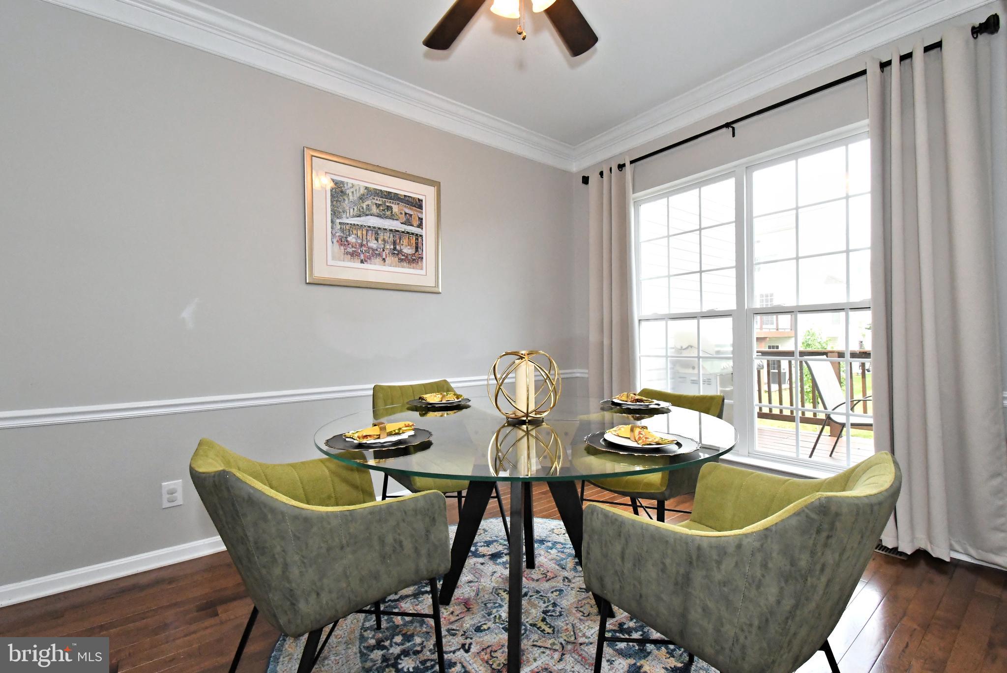 LONGFORD CROSSING - Residential