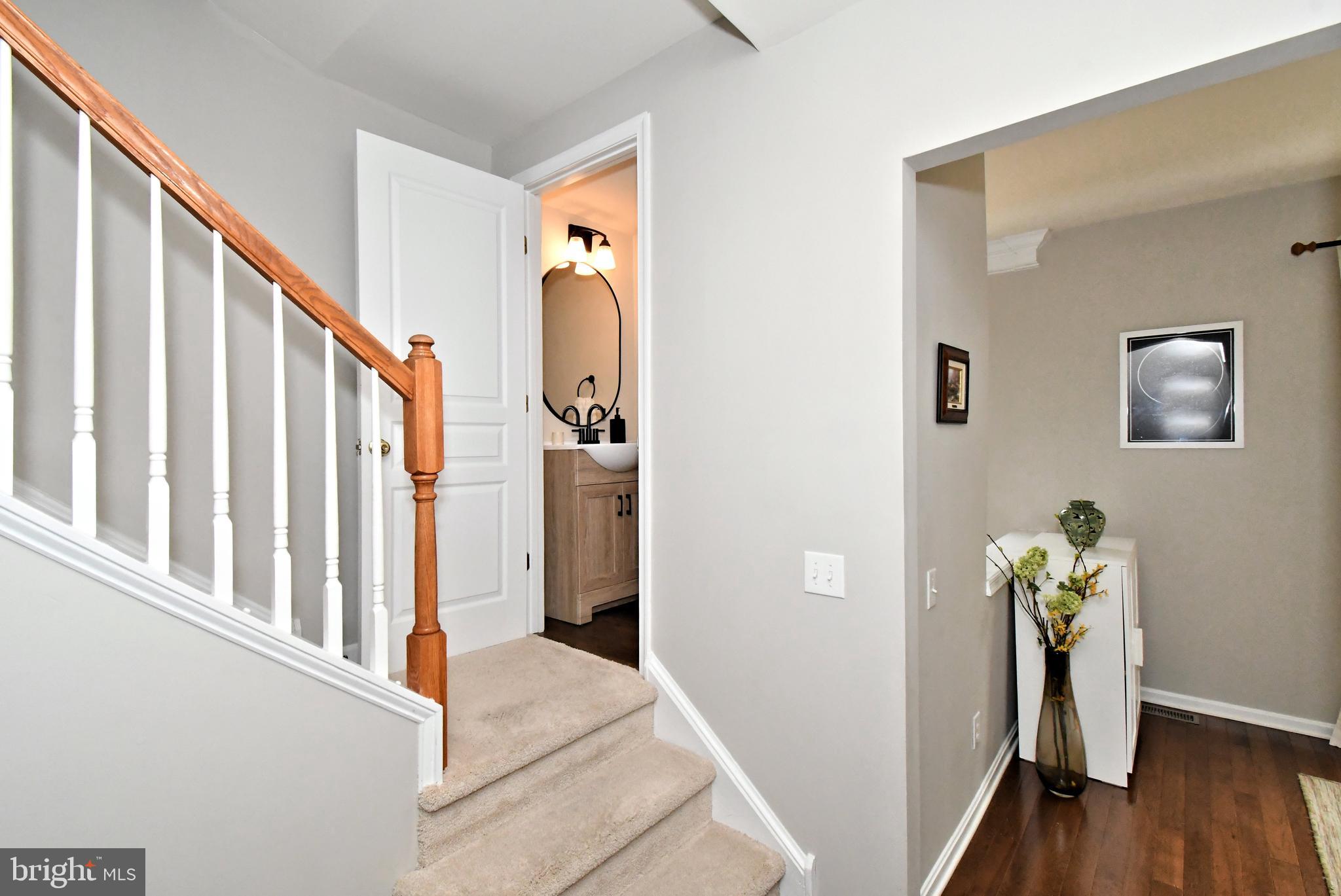 LONGFORD CROSSING - Residential