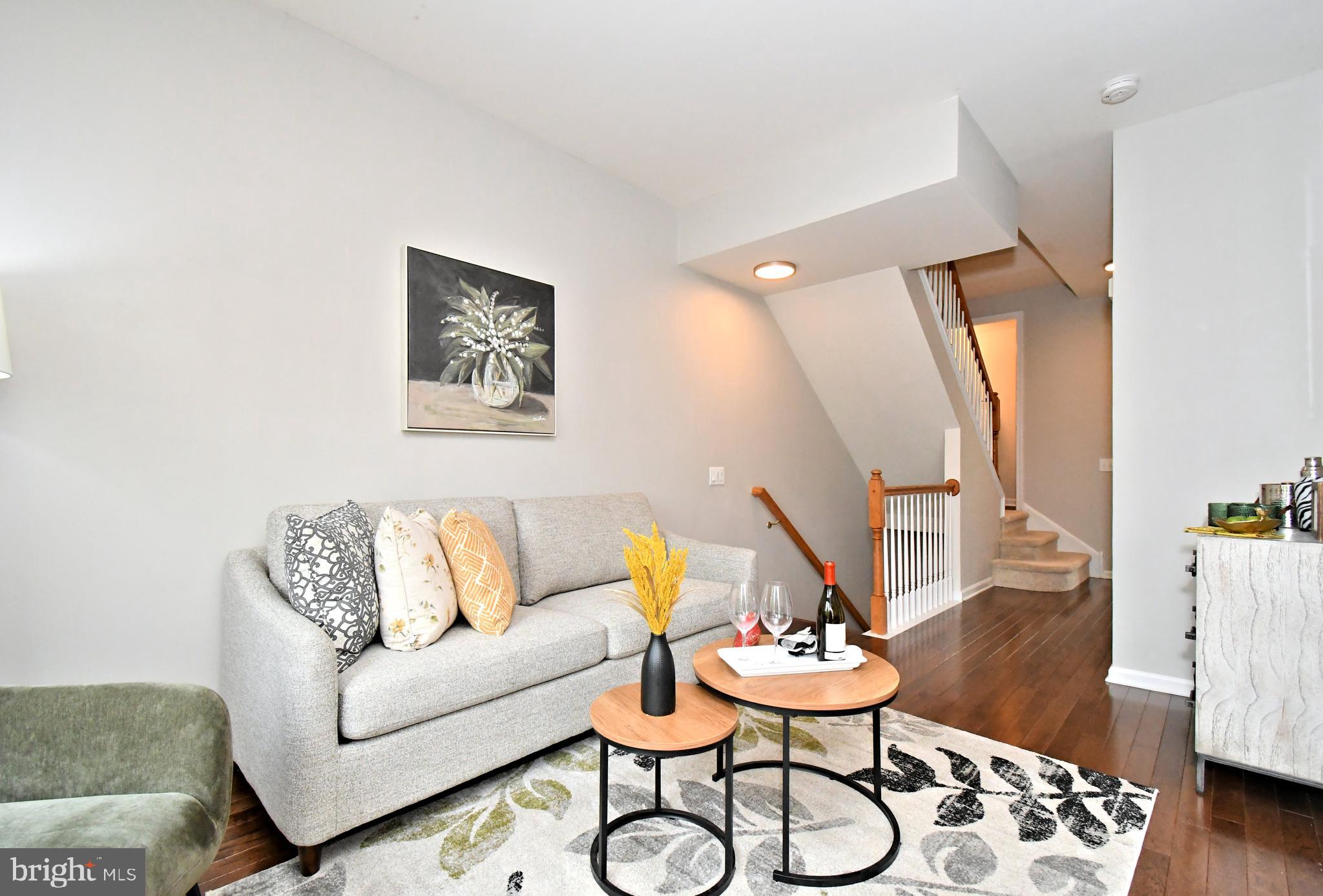 LONGFORD CROSSING - Residential