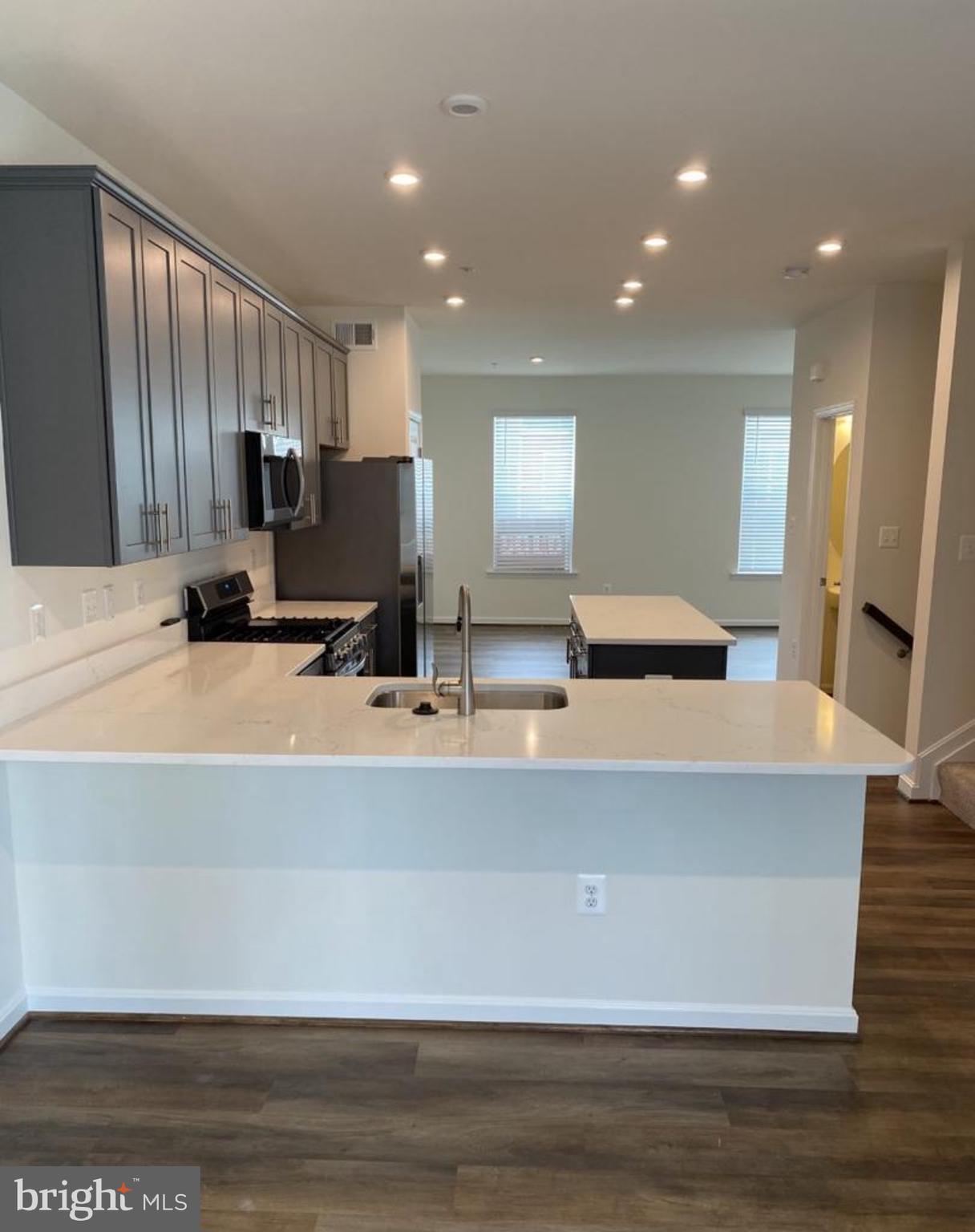 TOWNS AT PARKE WEST - Residential