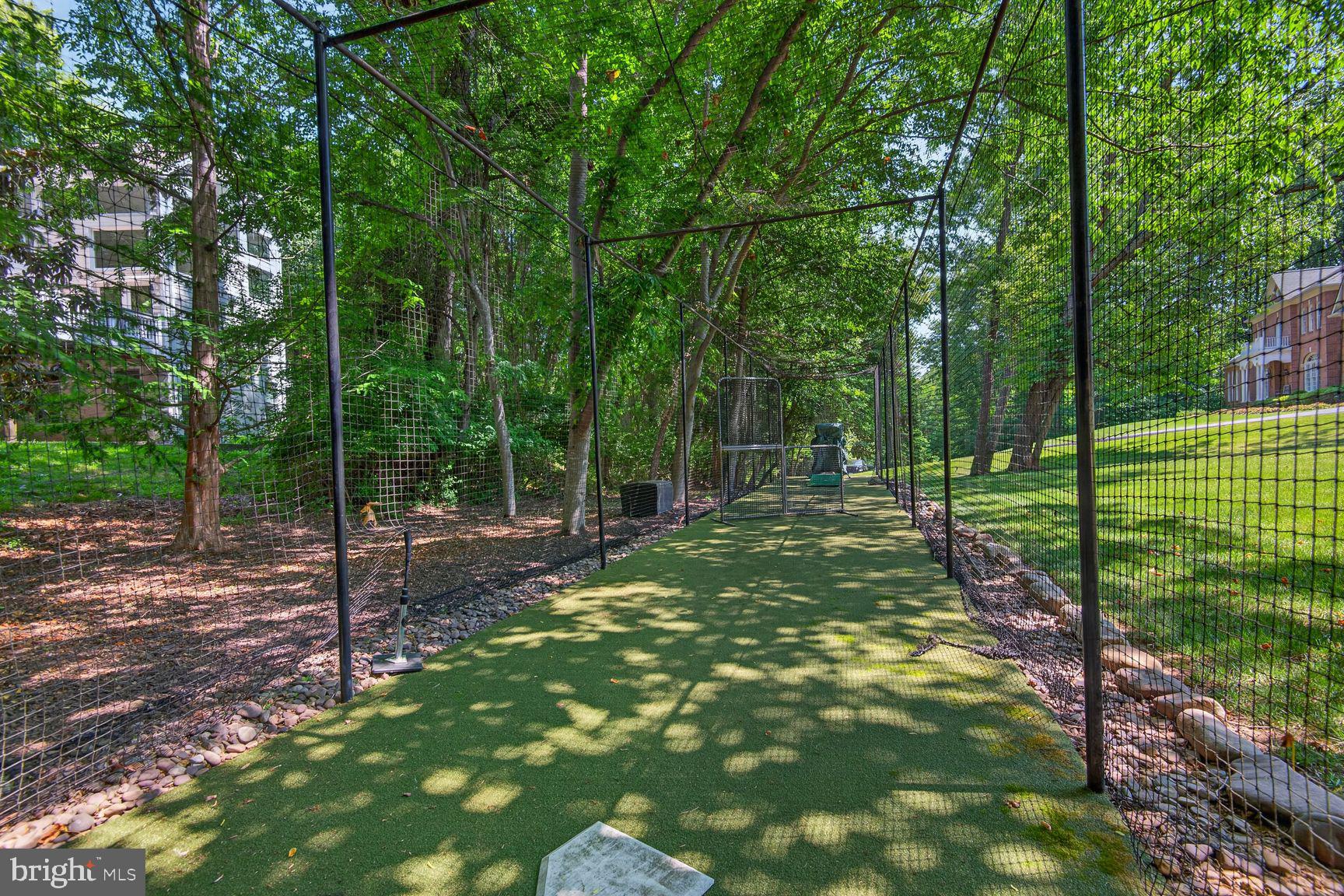 OAKTON - Residential