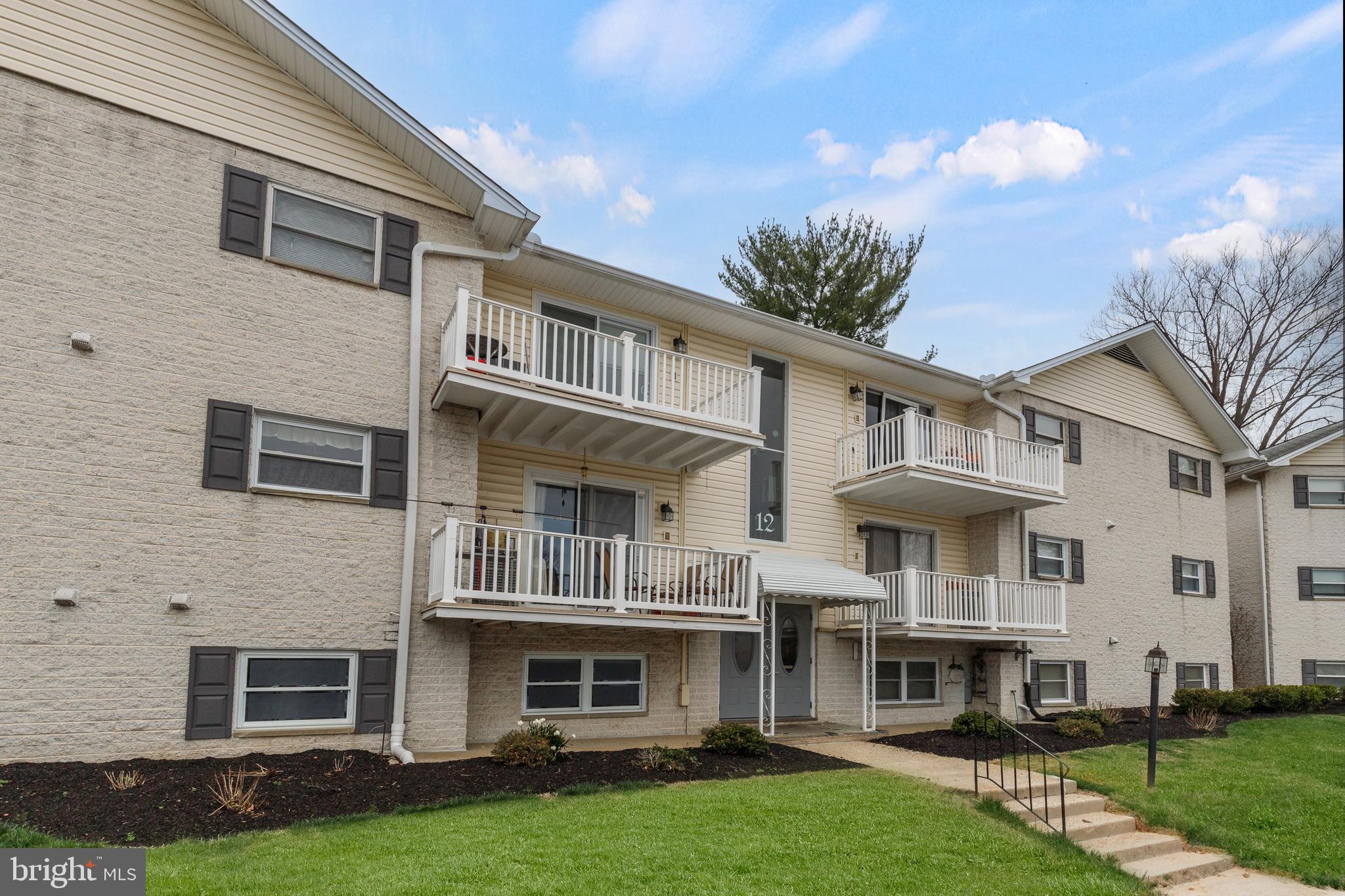 WARREN LODGE - Residential