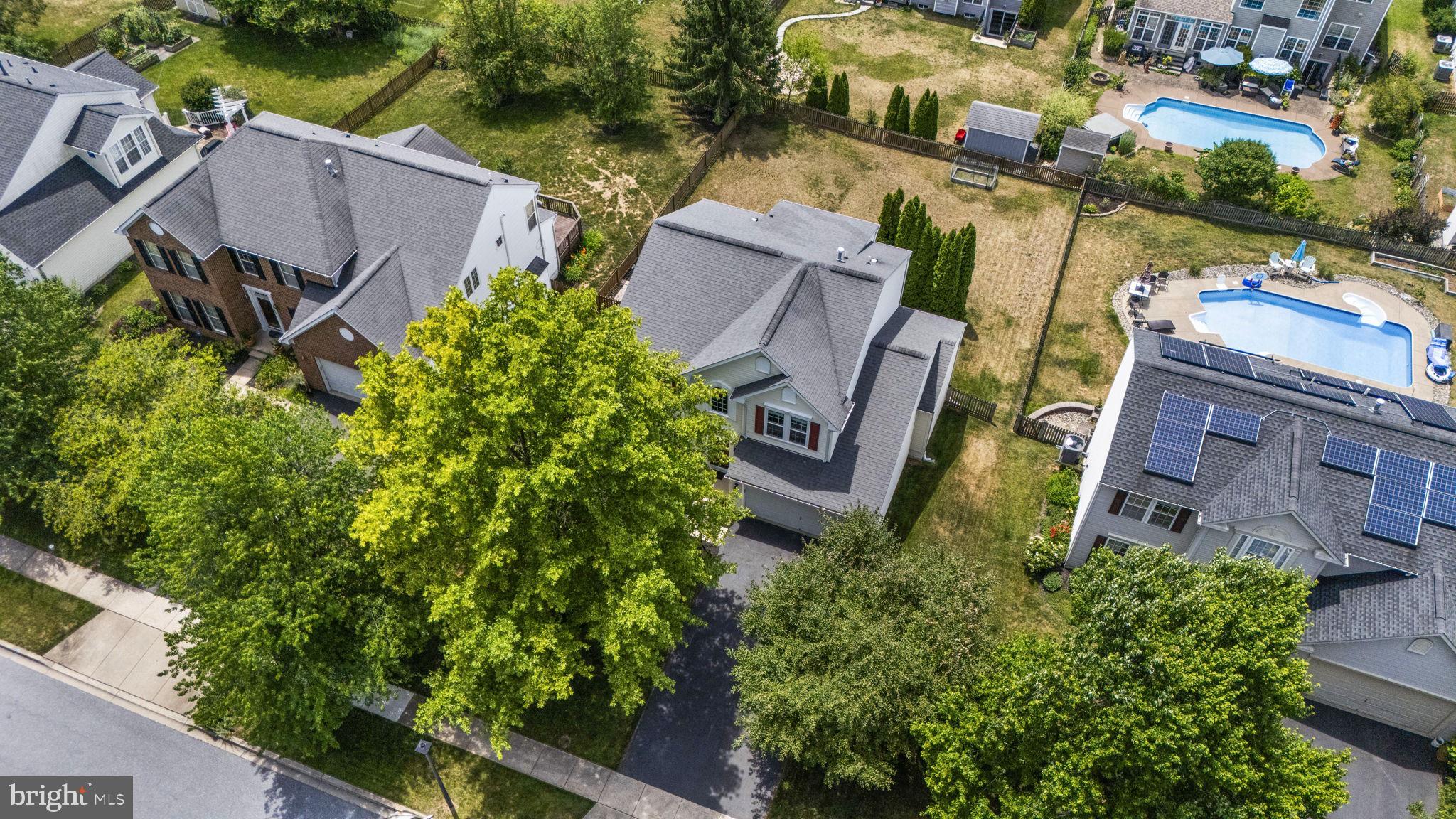 SUN MEADOW - Residential
