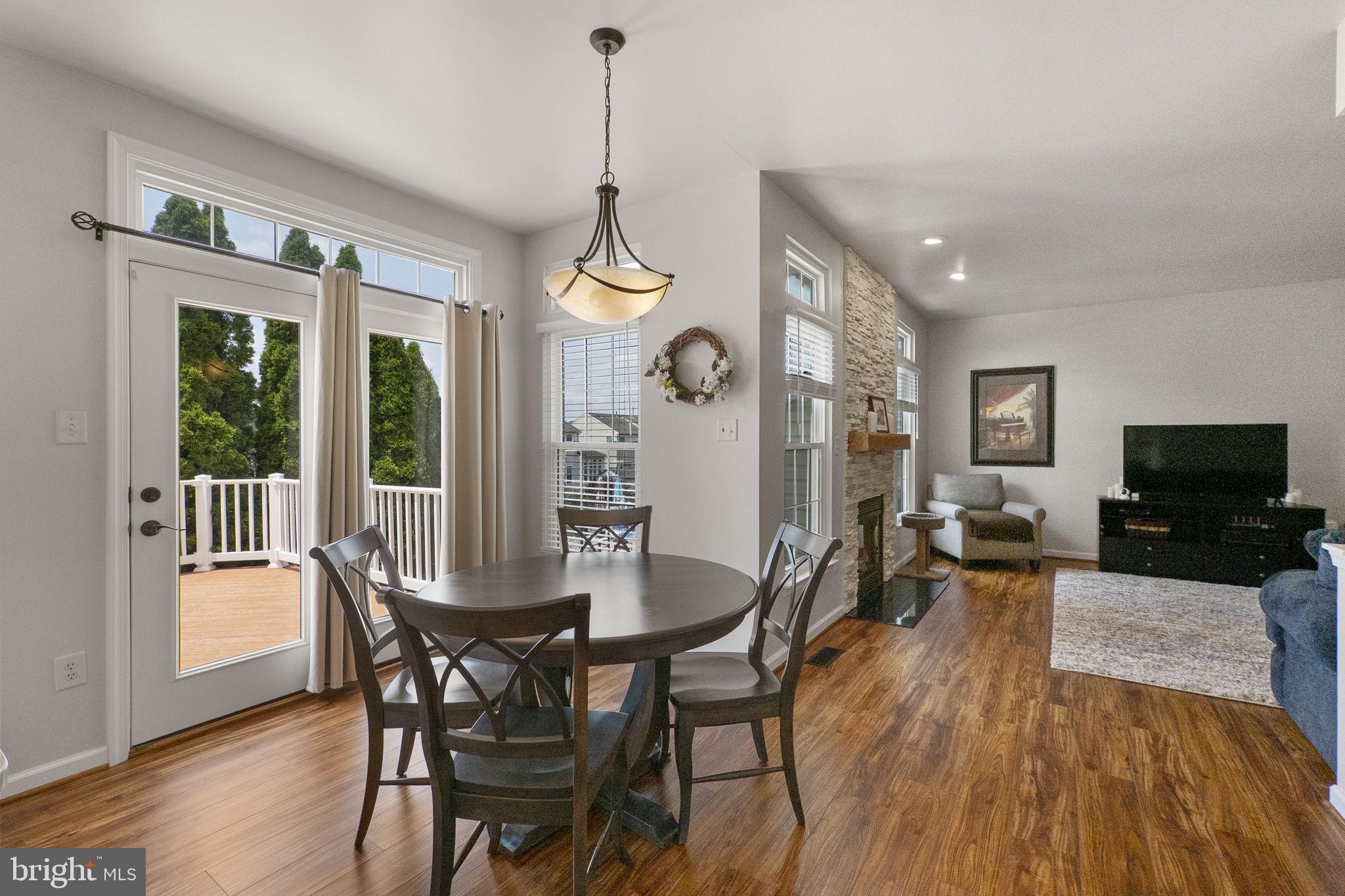 SUN MEADOW - Residential