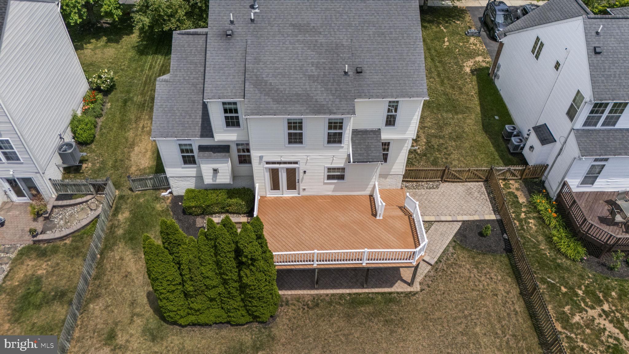 SUN MEADOW - Residential
