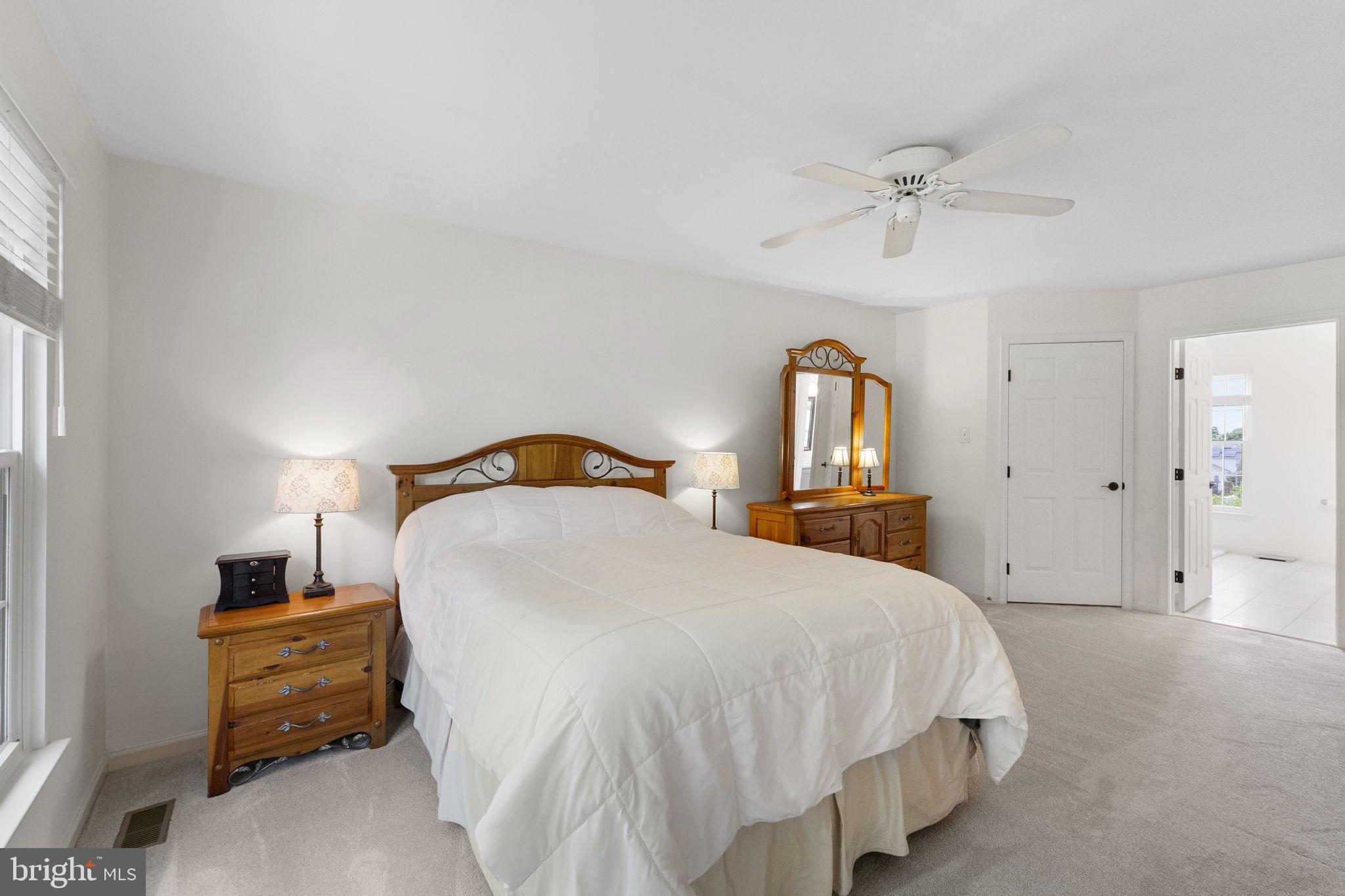 SUN MEADOW - Residential