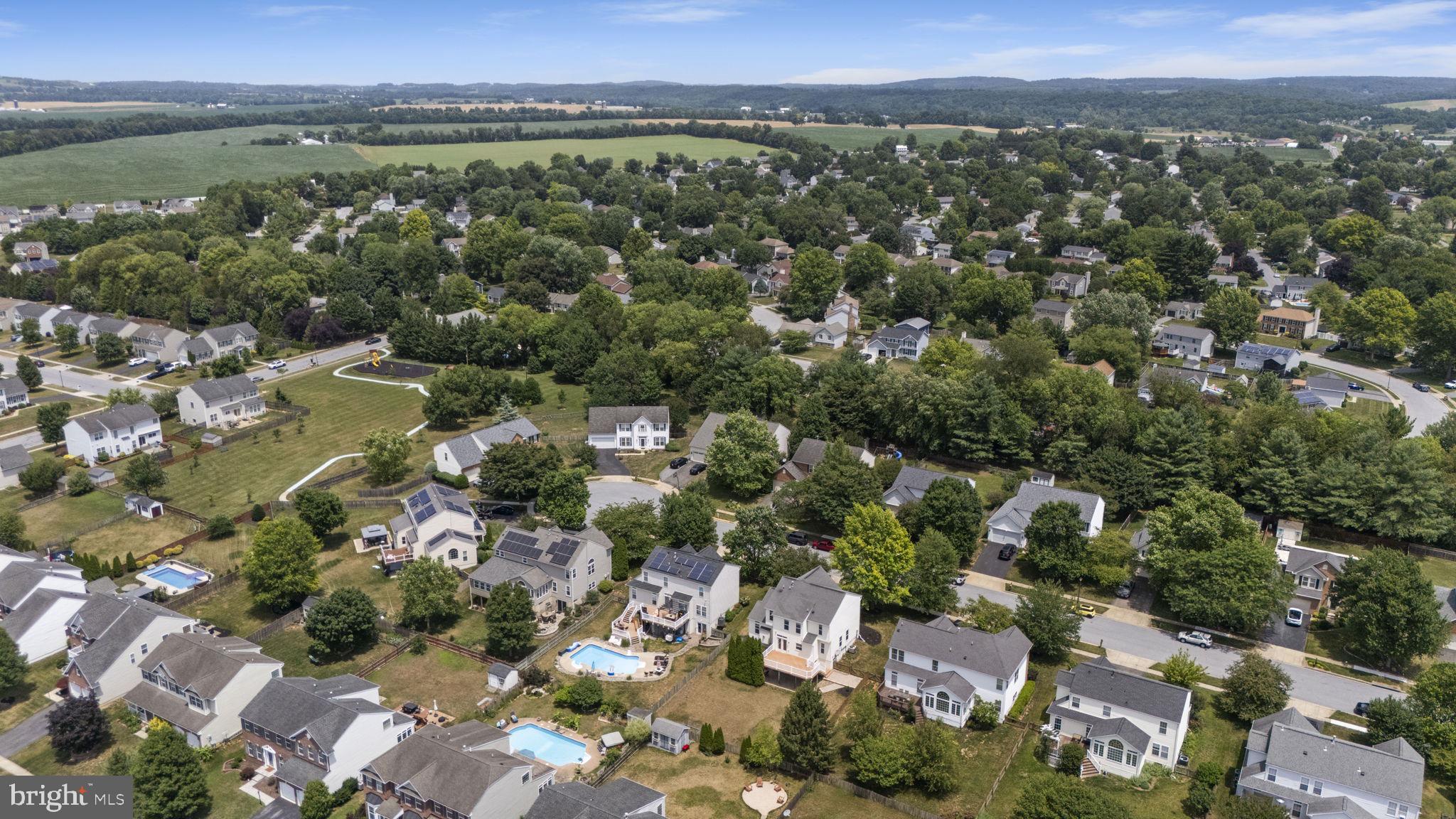 SUN MEADOW - Residential