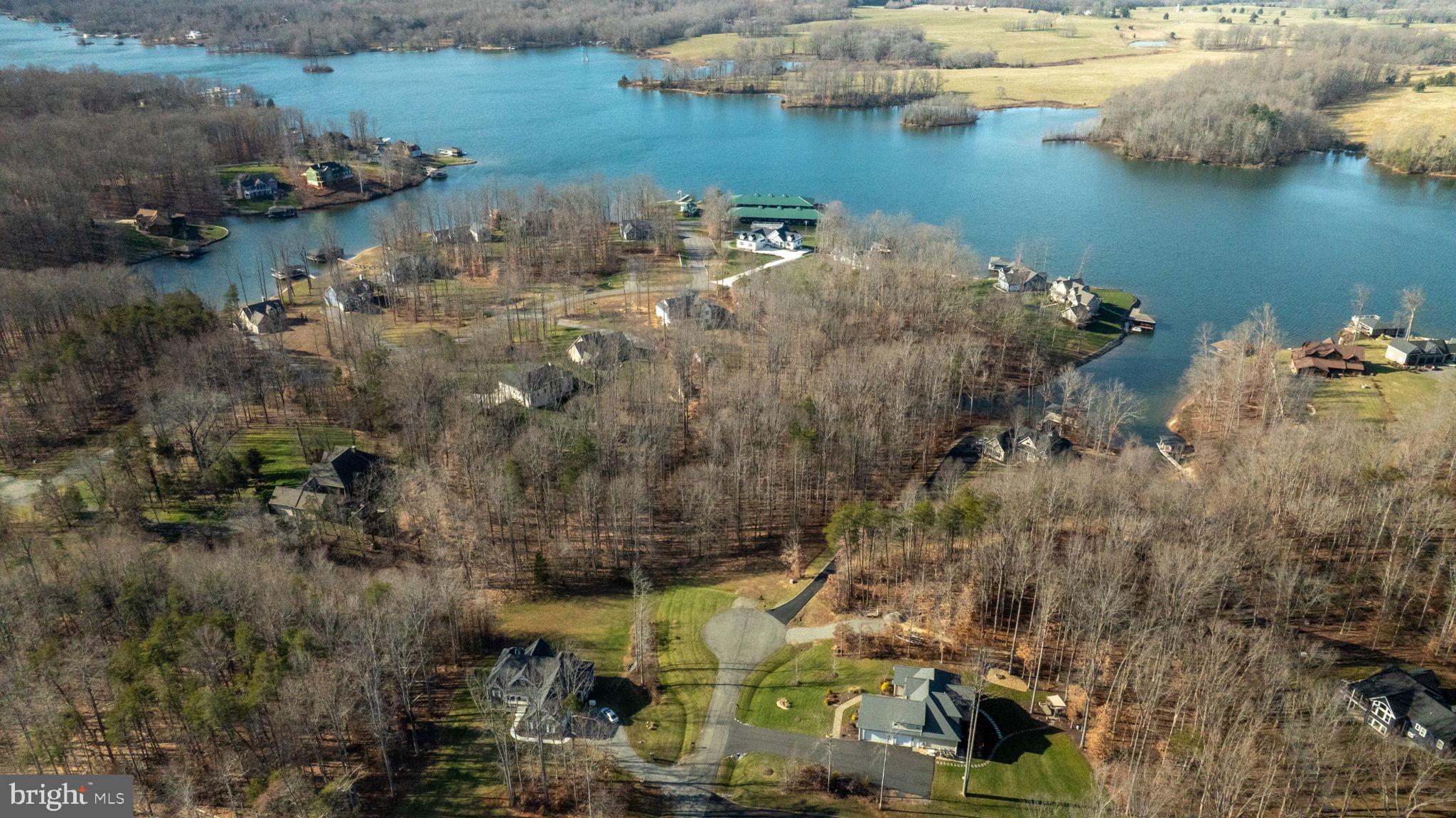 MILL RUN - Residential