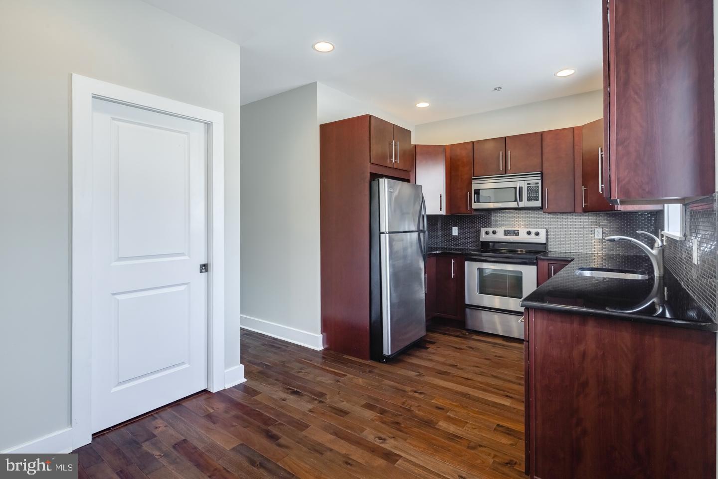 *Available 6/1!*

Lower level Bi-level 2bd/1.5ba apartment located in the fantastic Graduate Hospital Area, south of Fitler Square, the Naval Square, and just a ten minute walk to Rittenhouse Square. Brick exterior with gorgeous interior amenities including: energy-efficient central air, designer lighting, washer and dryer, gleaming hardwood floors as well as premier baseboards and moldings. Consists of a spacious, open living room with an adjacent powder room. A super modern gourmet kitchen furnished with stainless-steel appliances that include a dishwasher, refrigerator and microwave, in addition to sleek granite countertops and elegant designer cabinetry. Glass and stainless steel banister along the stairs leads to the second level, which features two beautifully painted spacious bedrooms with abundant closet space in both, a beautiful full bath with a modern stand up glass shower and exquisite tile work.

Lease Terms: Generally, 1st month, and 1 month security deposit due at, or prior to, lease signing. Other terms may be required by Landlord such as last month’s rent upfront. $65 application fee per applicant. Tenants are responsible for: electricity, gas (if applicable), cable/internet and $10/mo technology fee. Water is a flat monthly fee of $75. Additional fees or requirements may be applicable for units with Homeowners or Condo Associations. Landlord Requirements: Applicants to make 3x the monthly rent in verifiable gross income, credit history to be considered, no evictions within the past 5 years, and must have a verifiable rental history with on-time rental payments. Exceptions to this criteria may exist under the law and will be considered. Cosigners will be considered.

*Sorry, no pets
*Photos of a similar unit in the building – finishes will match, layout may differ