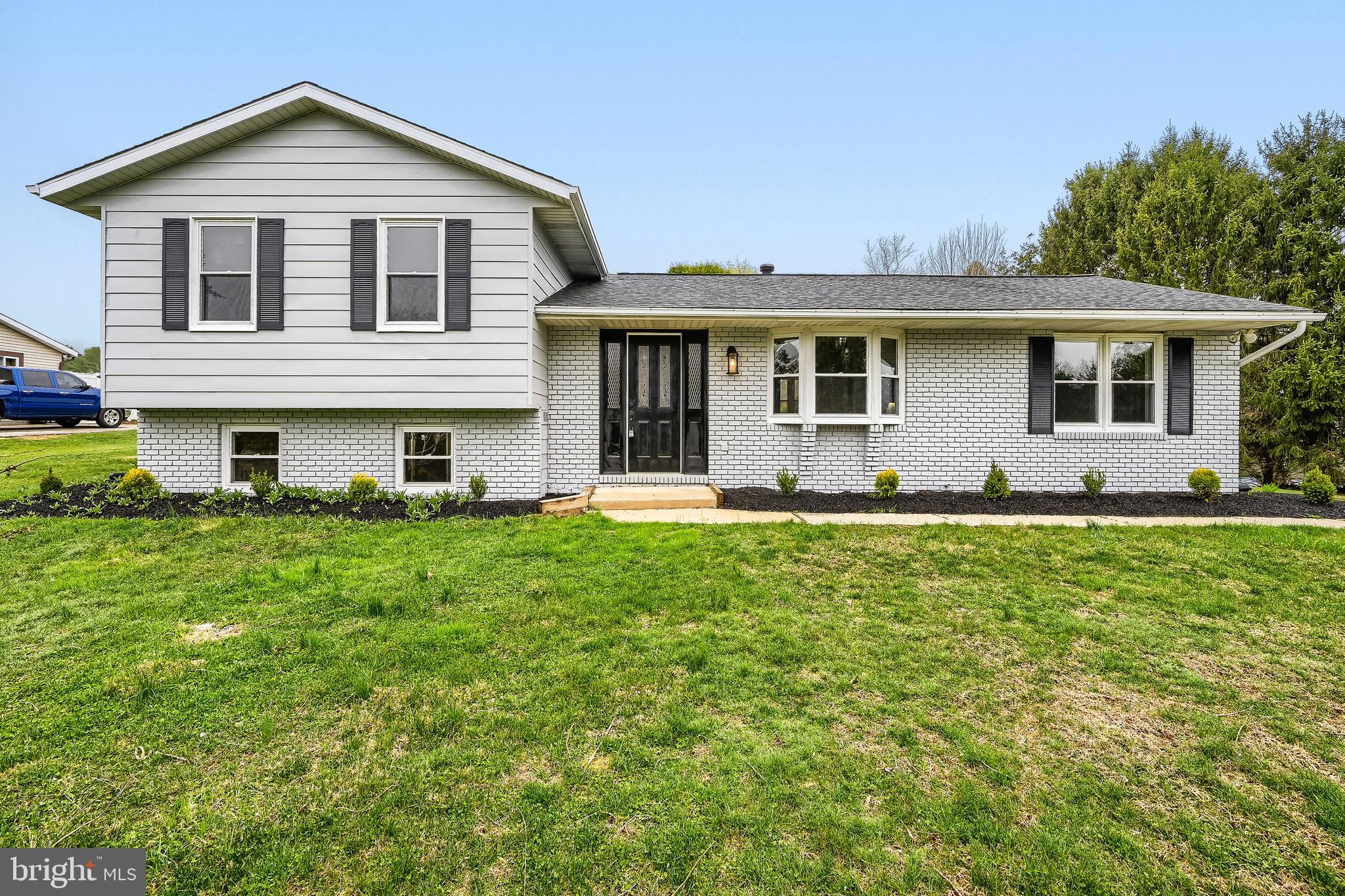 VALLEY VISTA - Residential