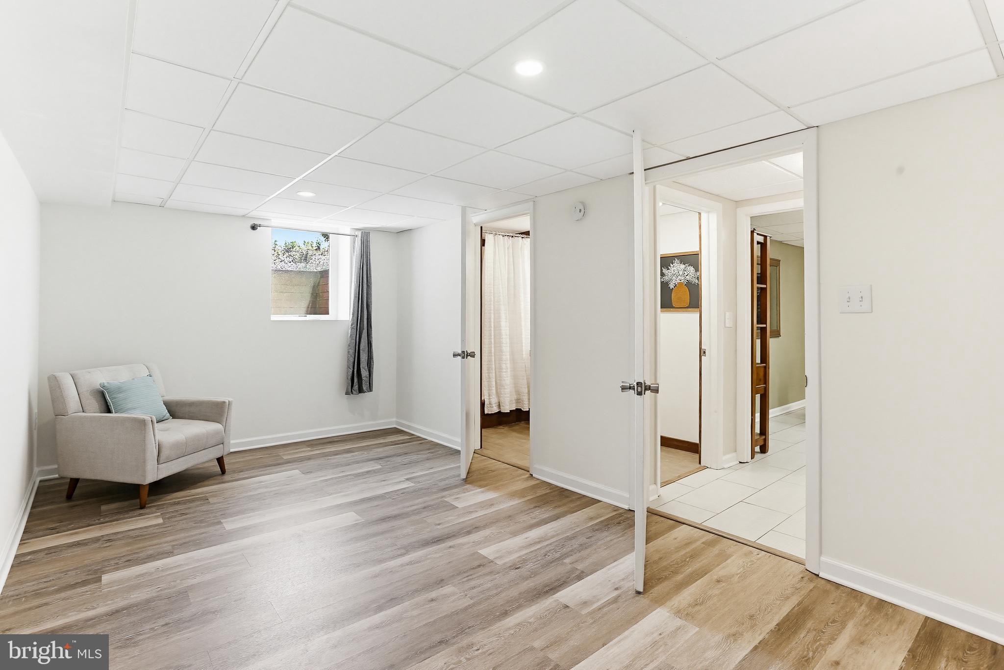 HAMPSTEAD HEIGHTS - Residential