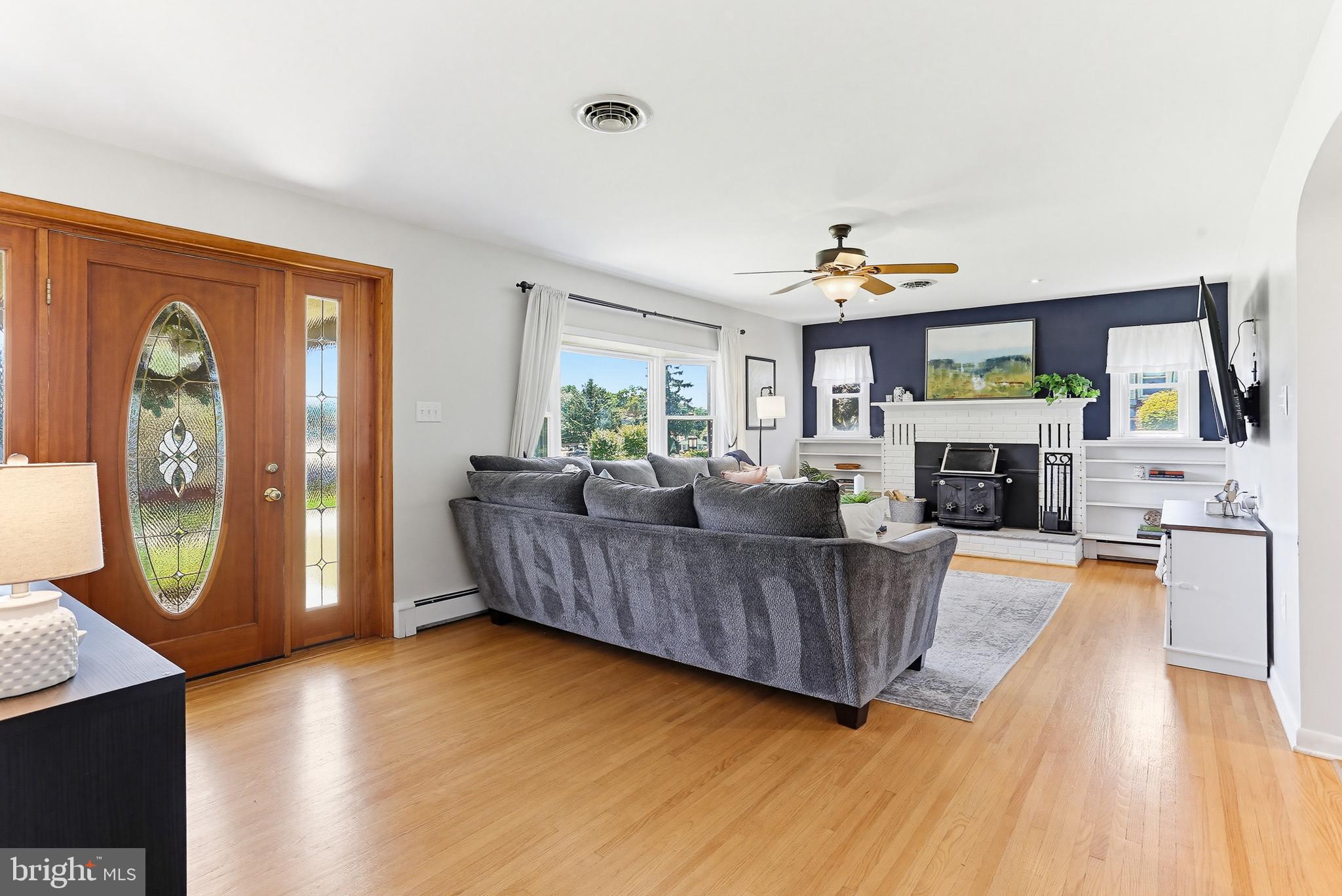 HAMPSTEAD HEIGHTS - Residential