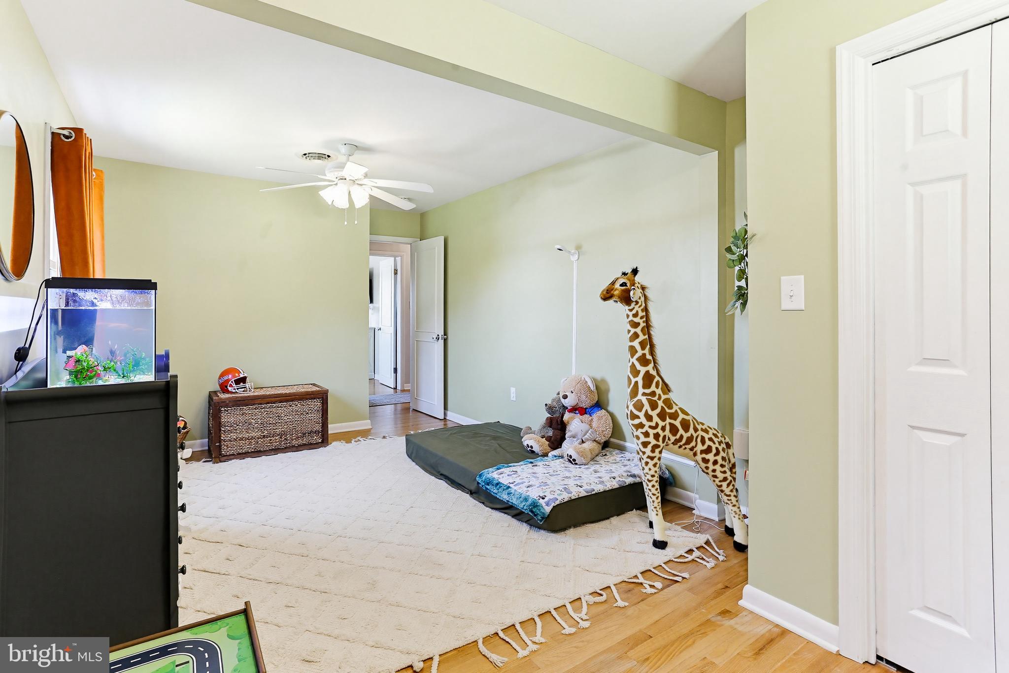 HAMPSTEAD HEIGHTS - Residential