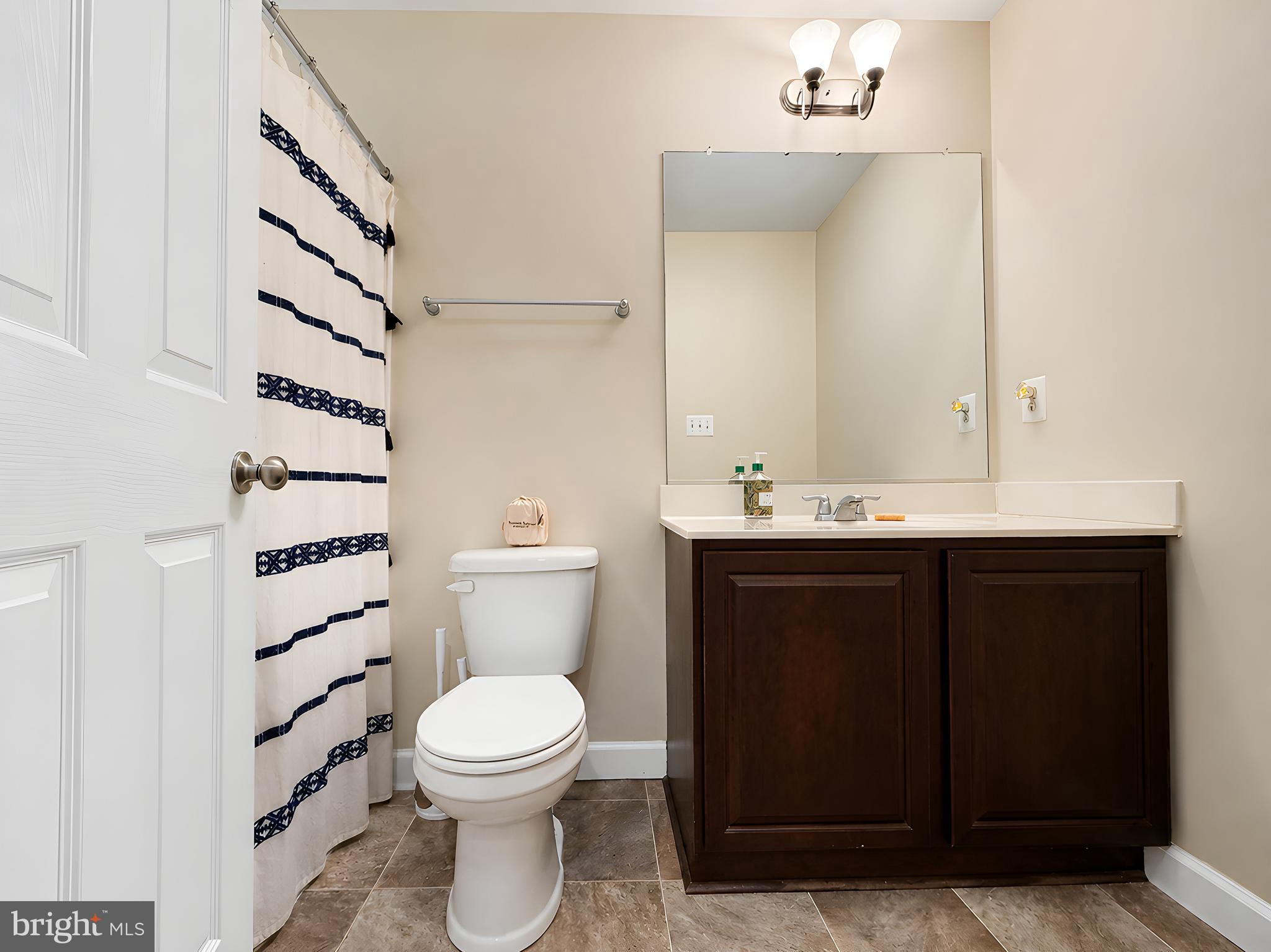 CLEMENTS POINTE - Residential