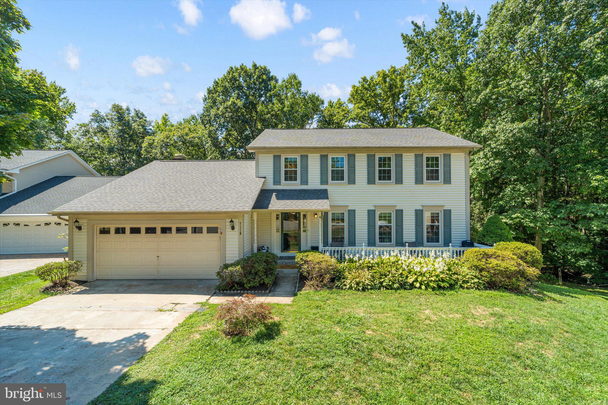 LONGWOOD KNOLLS - Residential Lease