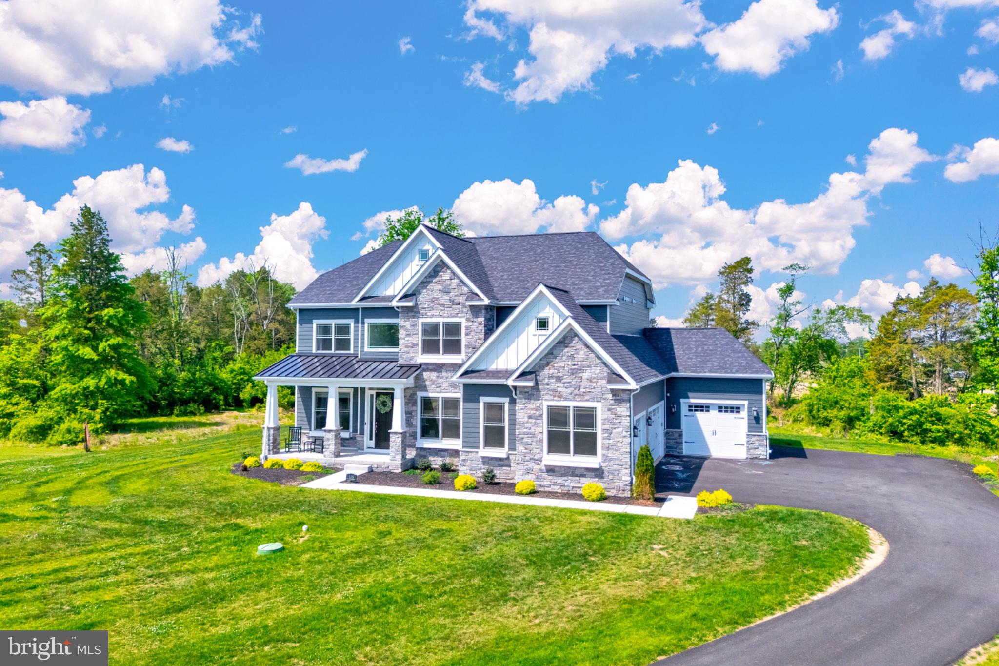BRIARWOOD - Residential