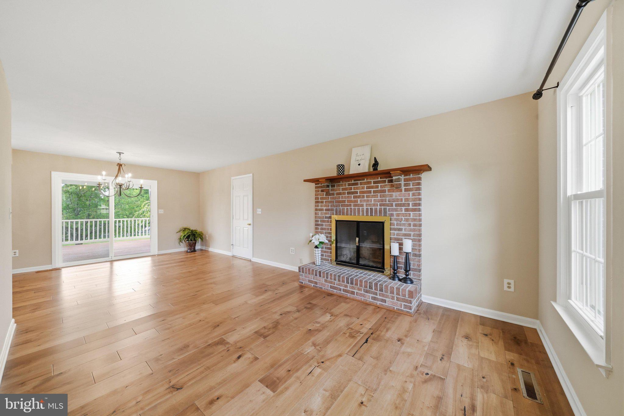 DULANY HILLS - Residential