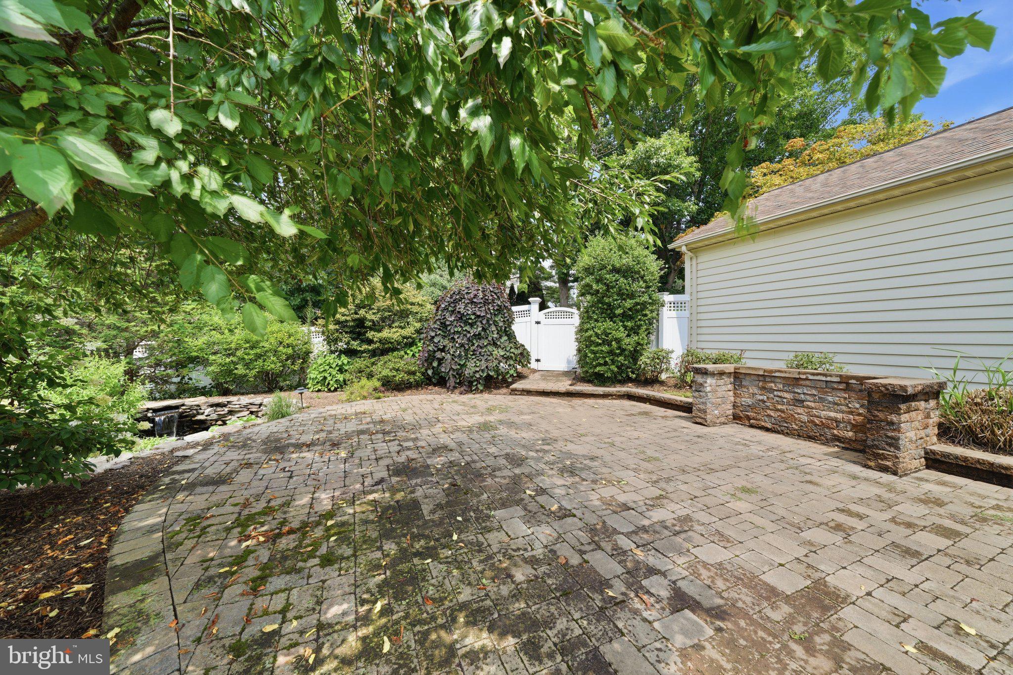 DULANY HILLS - Residential