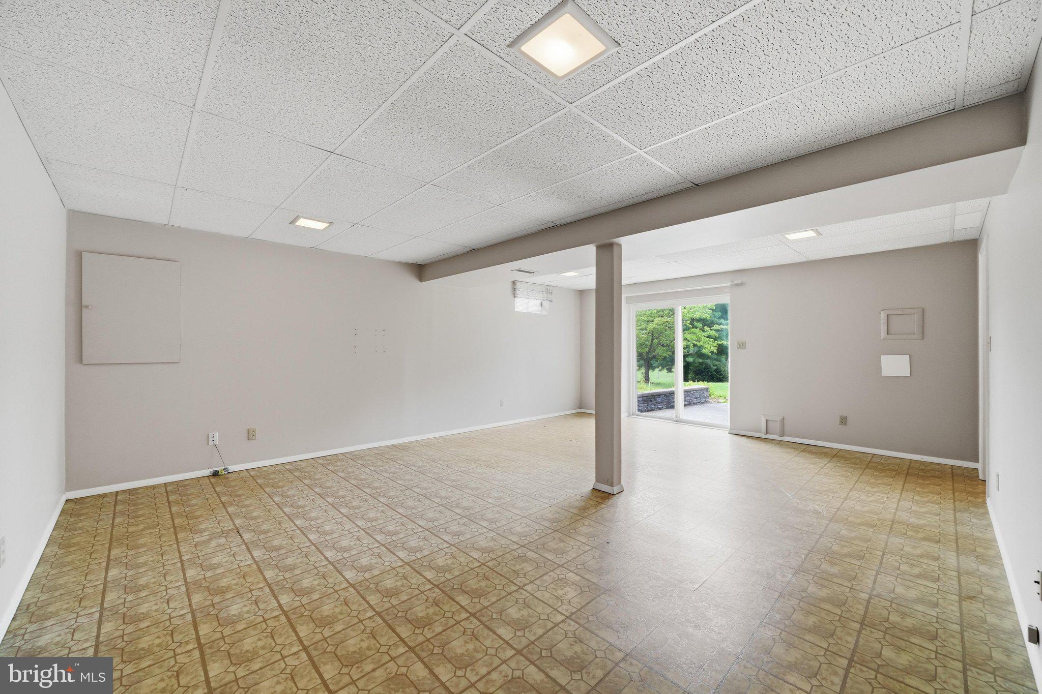 DULANY HILLS - Residential