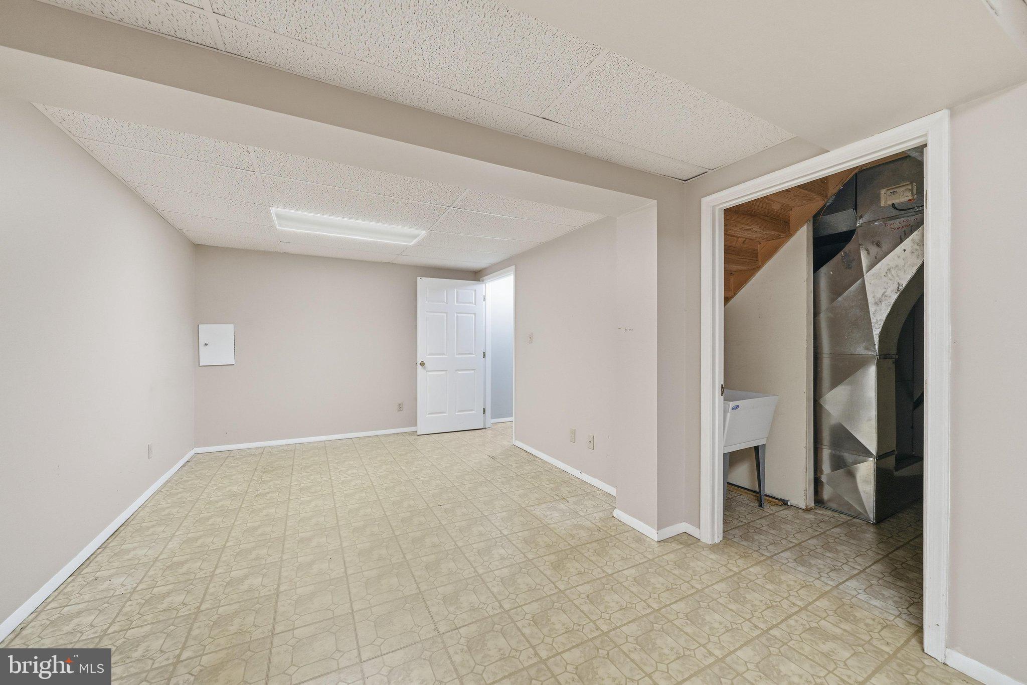 DULANY HILLS - Residential