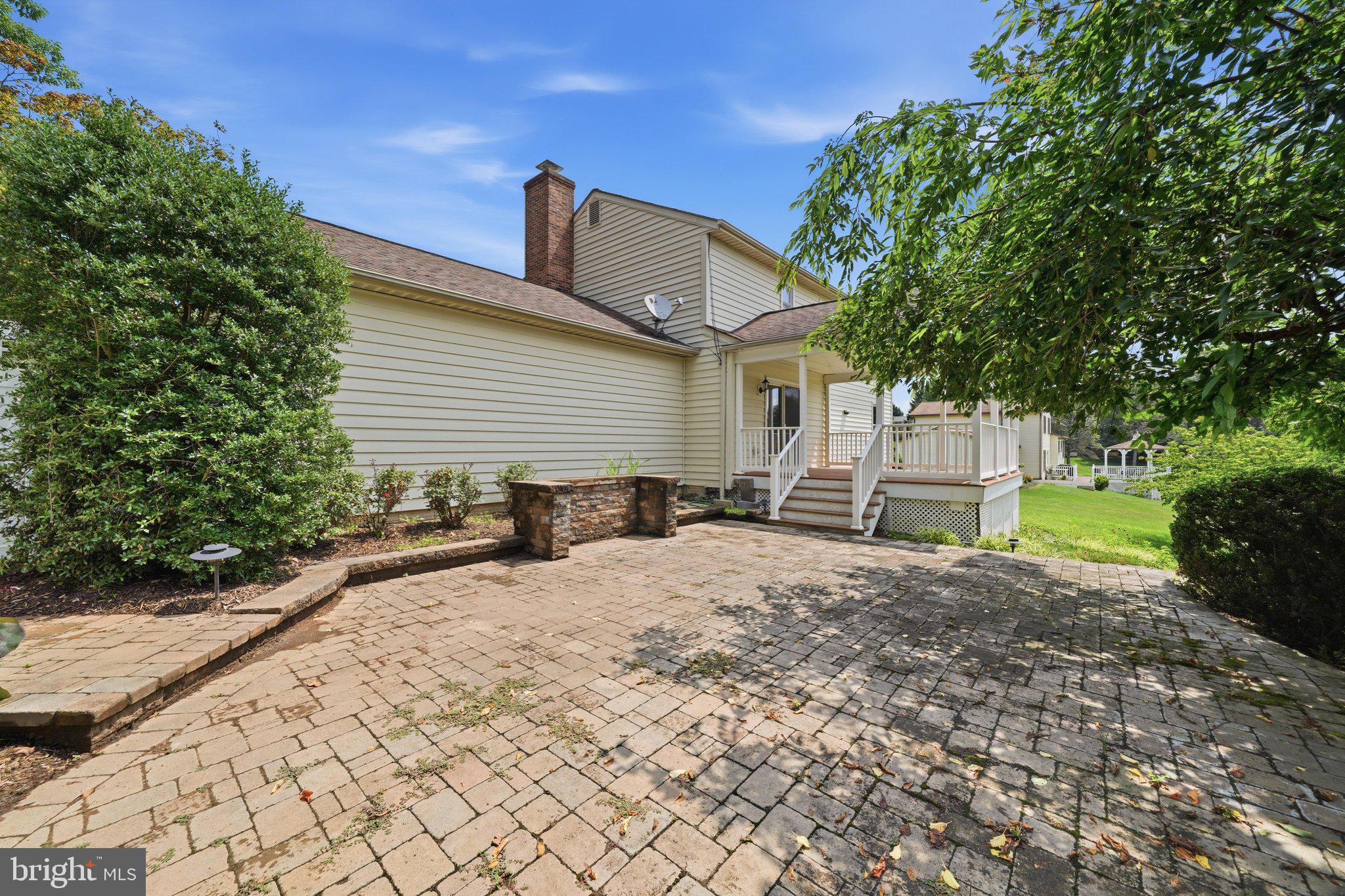 DULANY HILLS - Residential