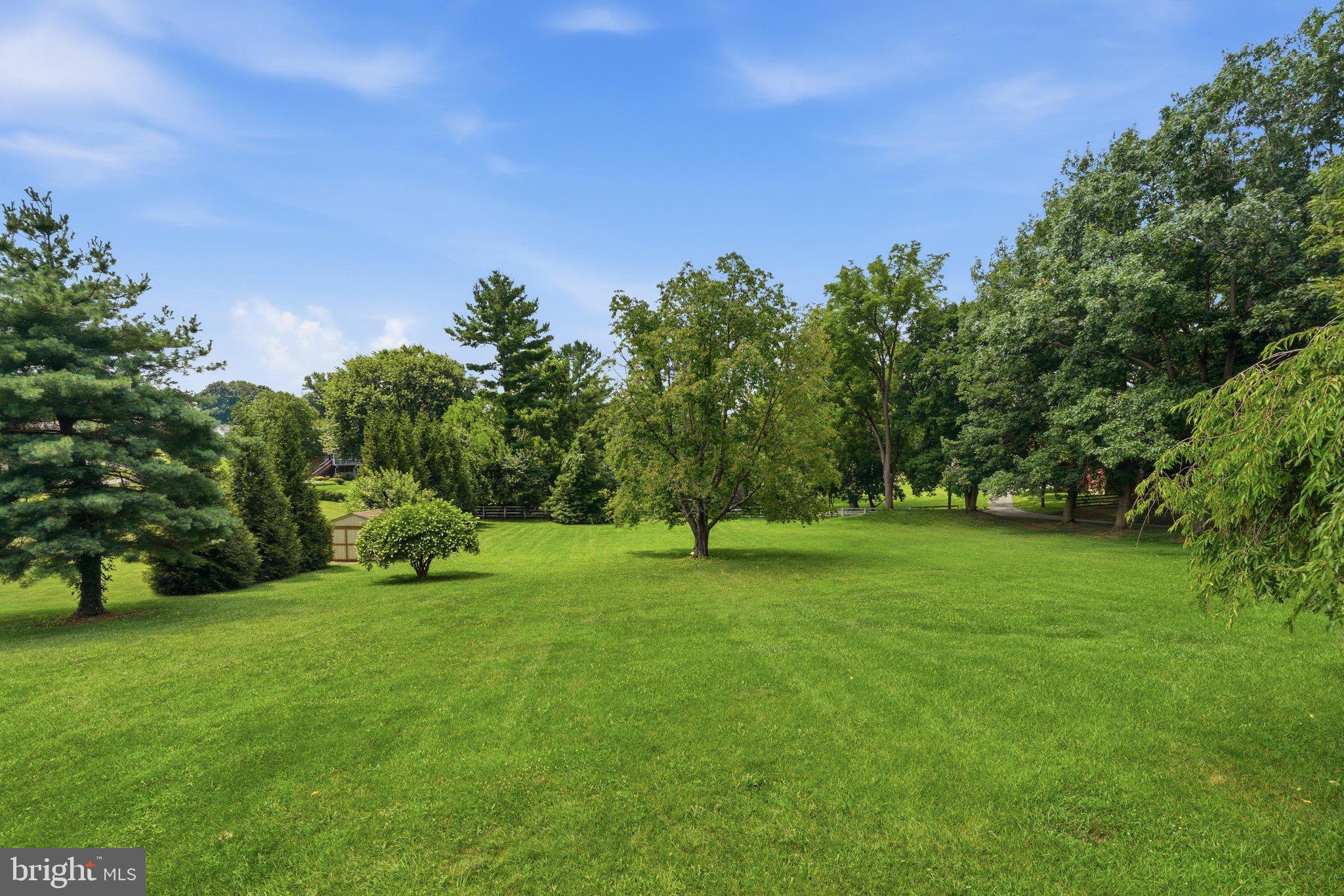 DULANY HILLS - Residential
