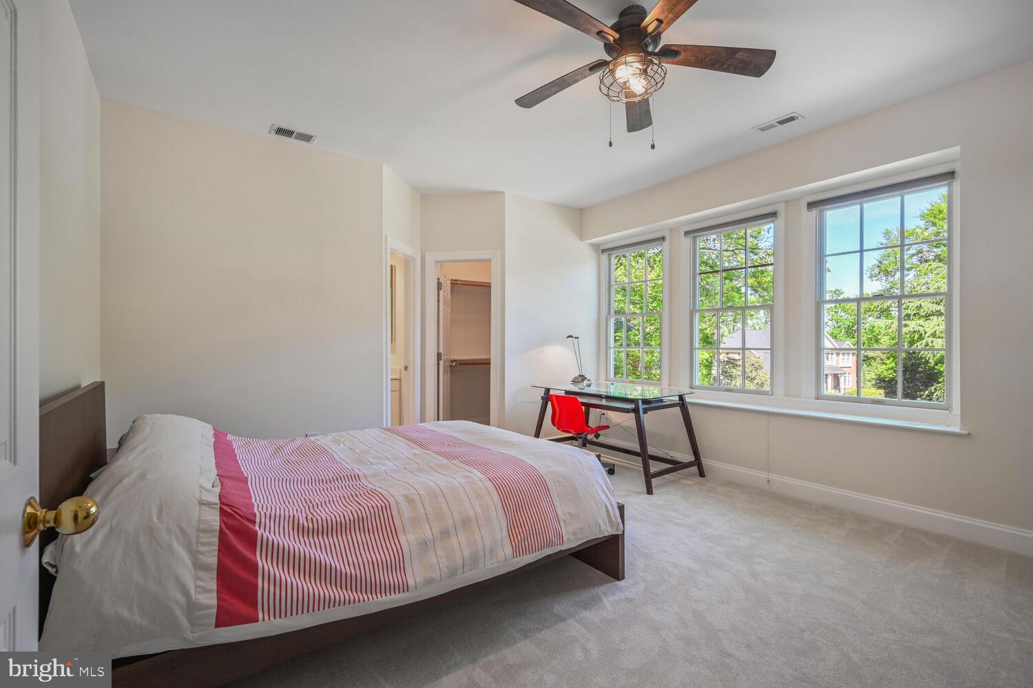 LOCUST RIDGE - Residential