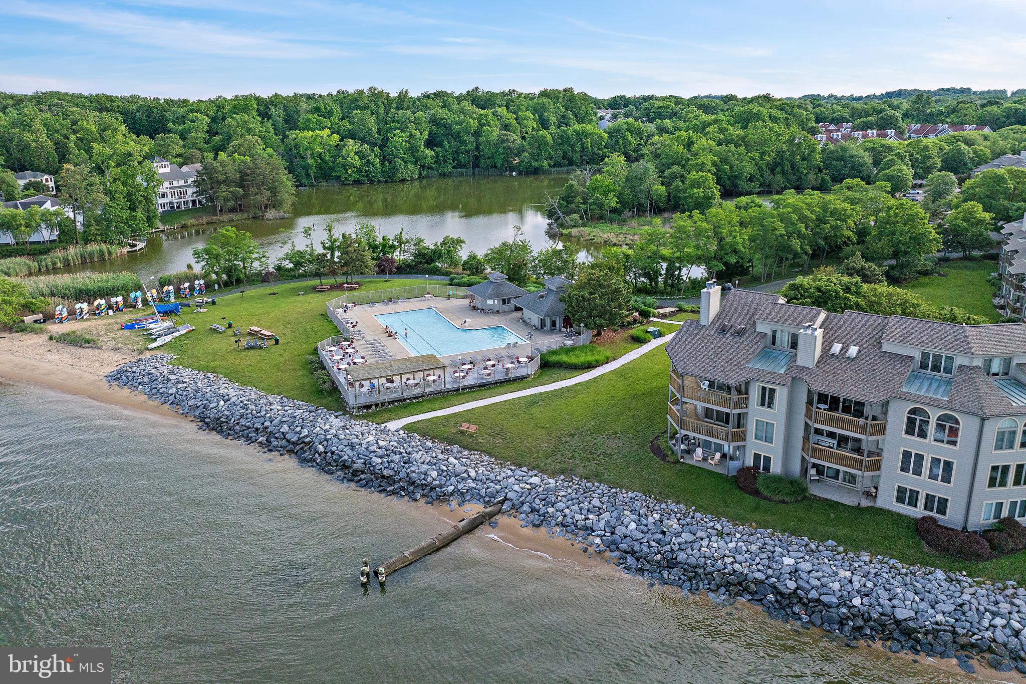 CHESAPEAKE HARBOUR - Residential