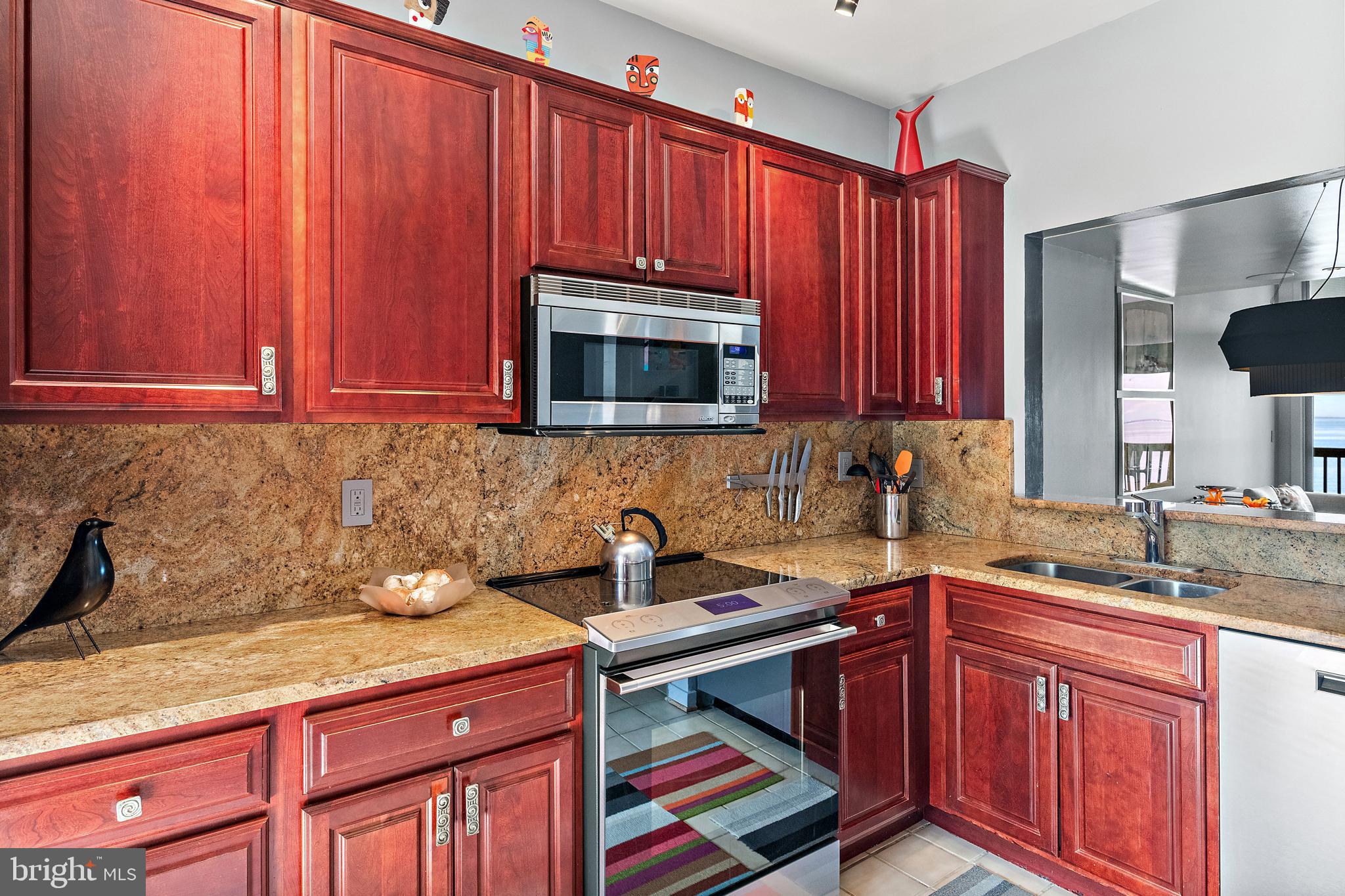 CHESAPEAKE HARBOUR - Residential