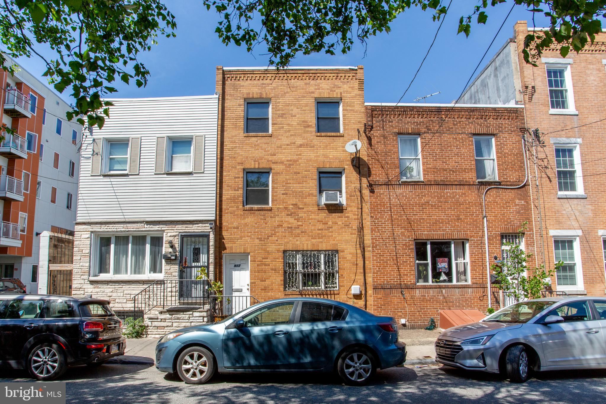 Live in the heart of the Italian Market with this well-maintained duplex offering a 1 bed/1 bath on the first floor and a bright 2 bed/1 bath upstairs-perfect for an owner-occupant or investor. Enjoy spacious rooms, fresh paint, and a lovely backyard retreat just minutes from Center City. A rare opportunity for contemporary city living in a chic, walkable neighborhood.