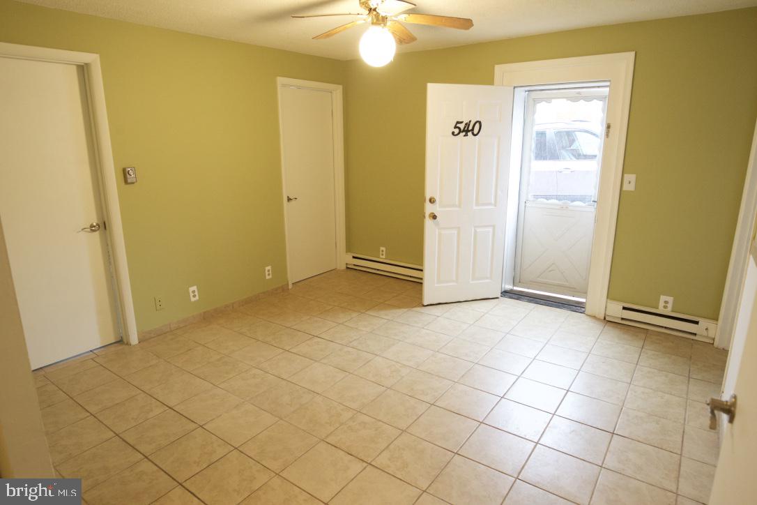 BRUNSWICK - Residential Lease
