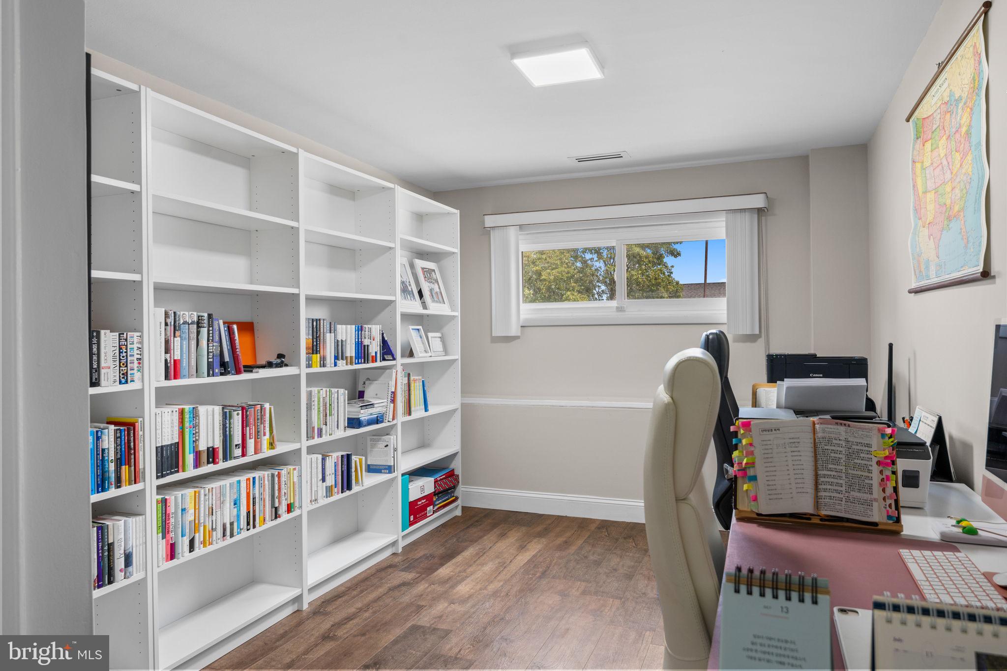 MUNROE GARDENS - Residential
