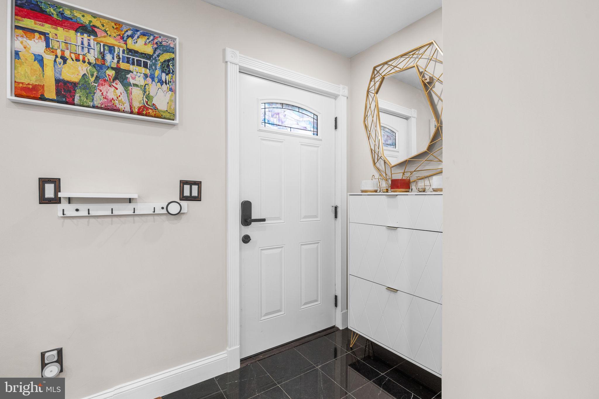 MUNROE GARDENS - Residential