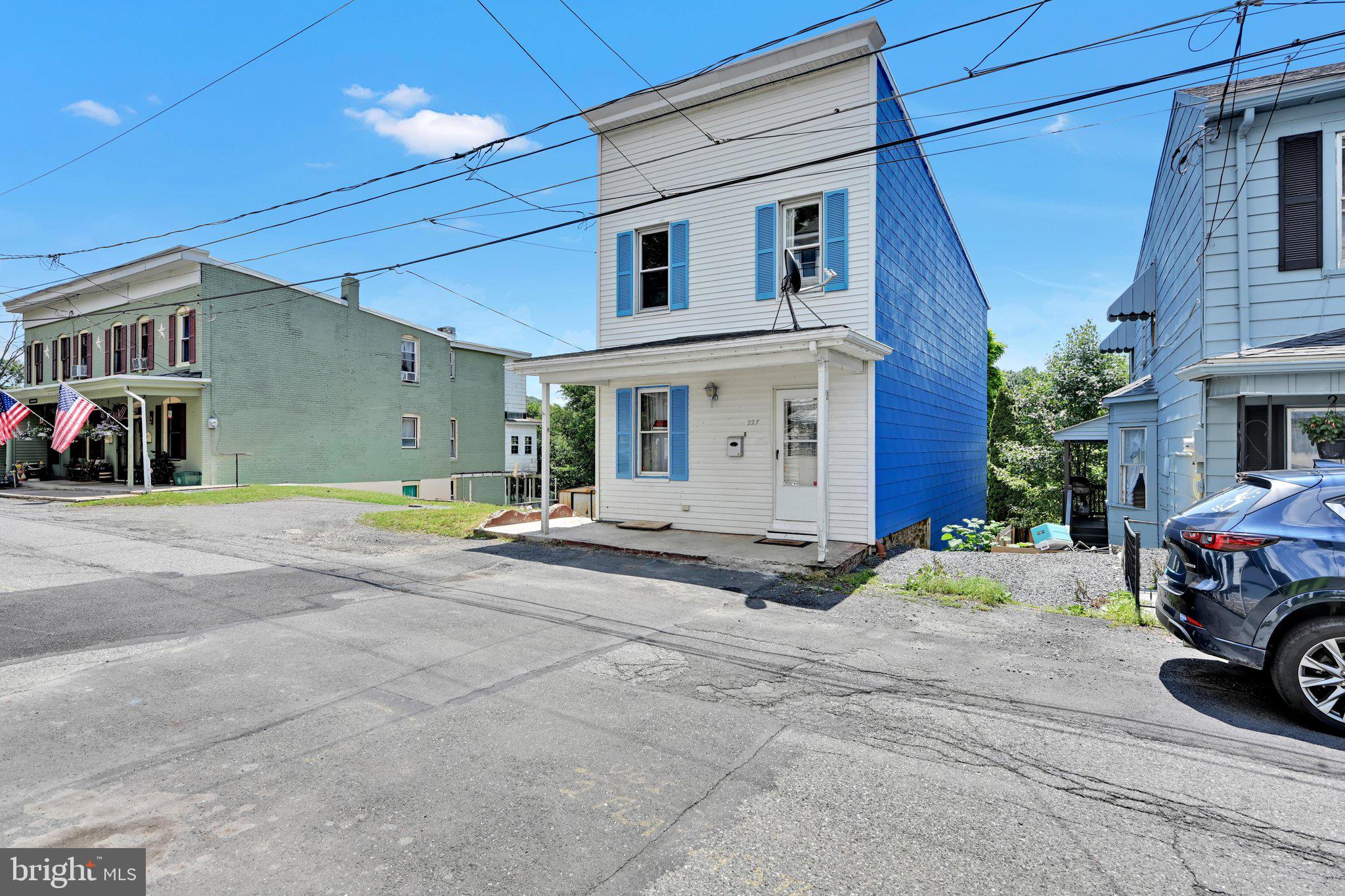 POTTSVILLE - Residential