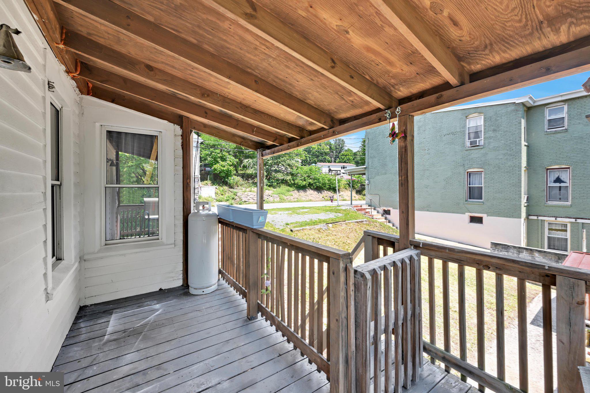 POTTSVILLE - Residential