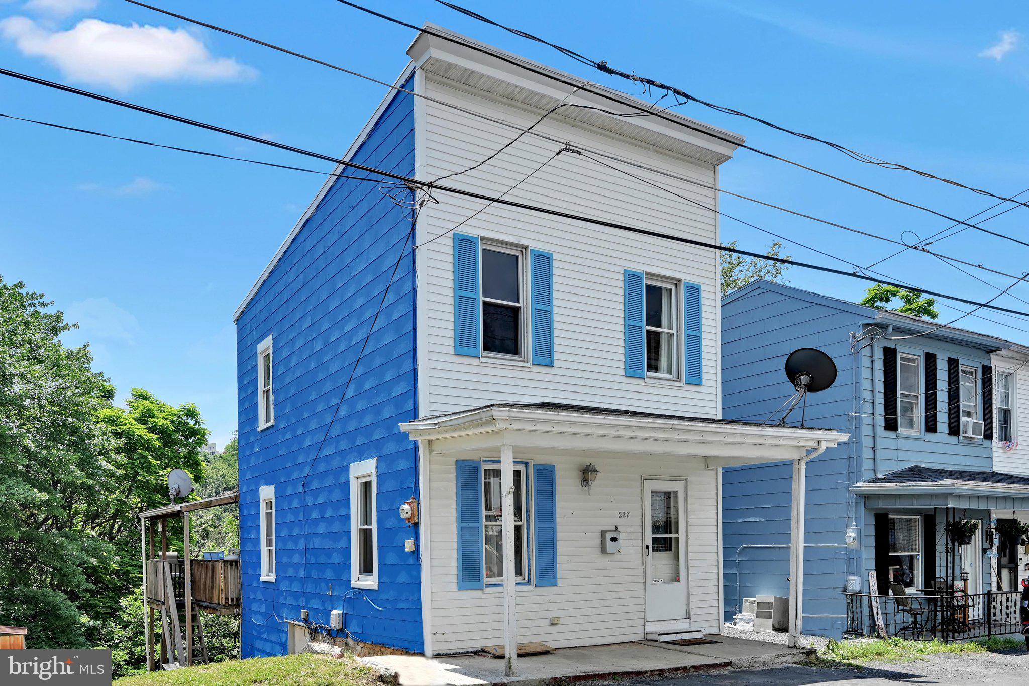 POTTSVILLE - Residential