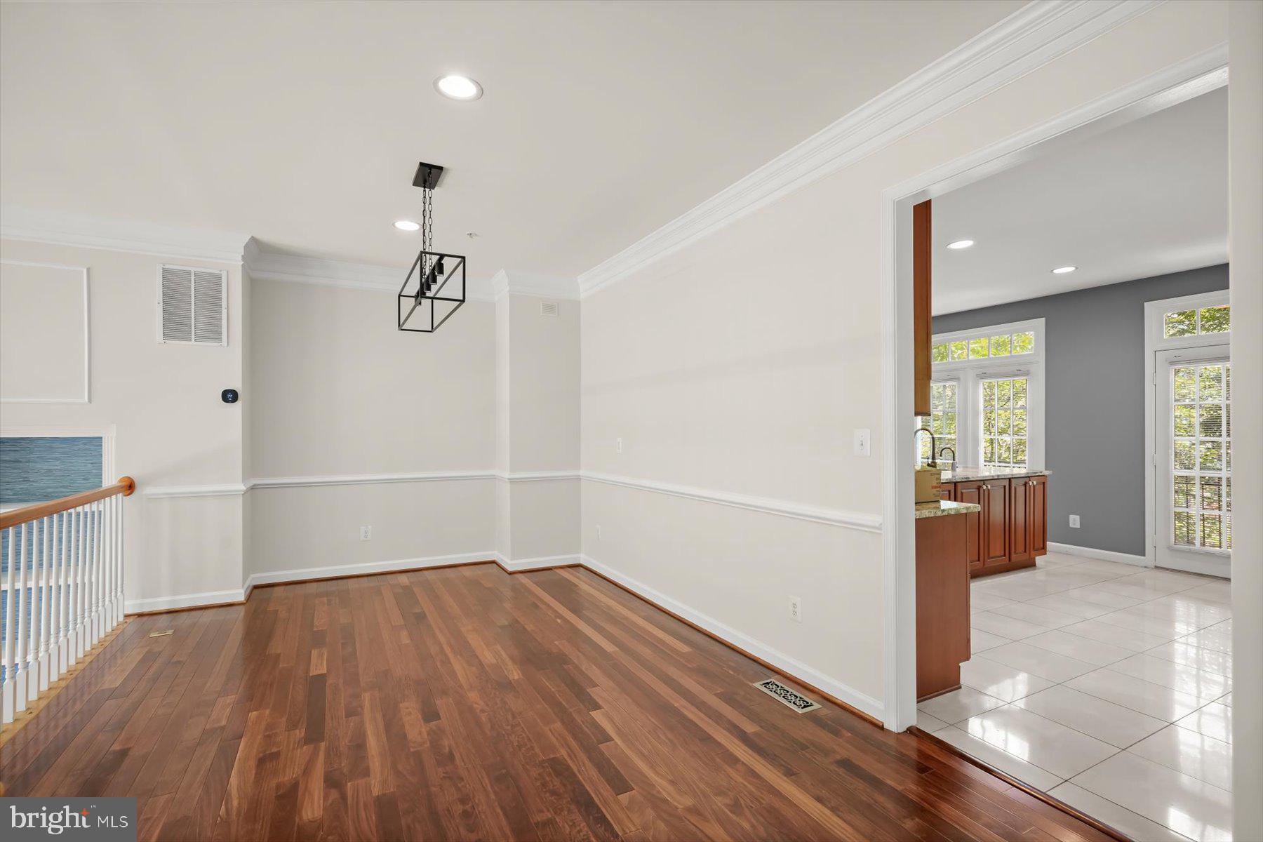 FALLSGROVE - Residential