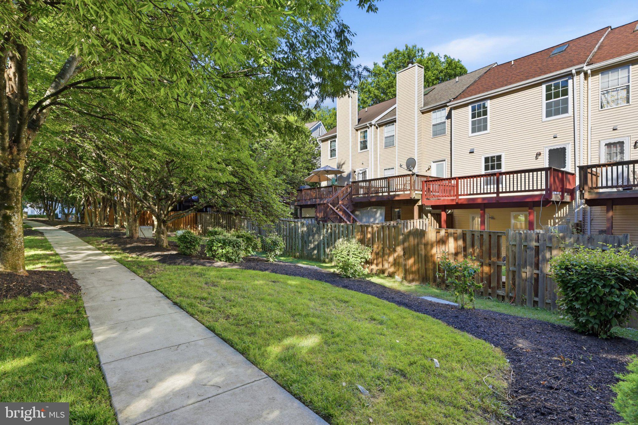 GUNNERS LAKE VILLAGE - Residential