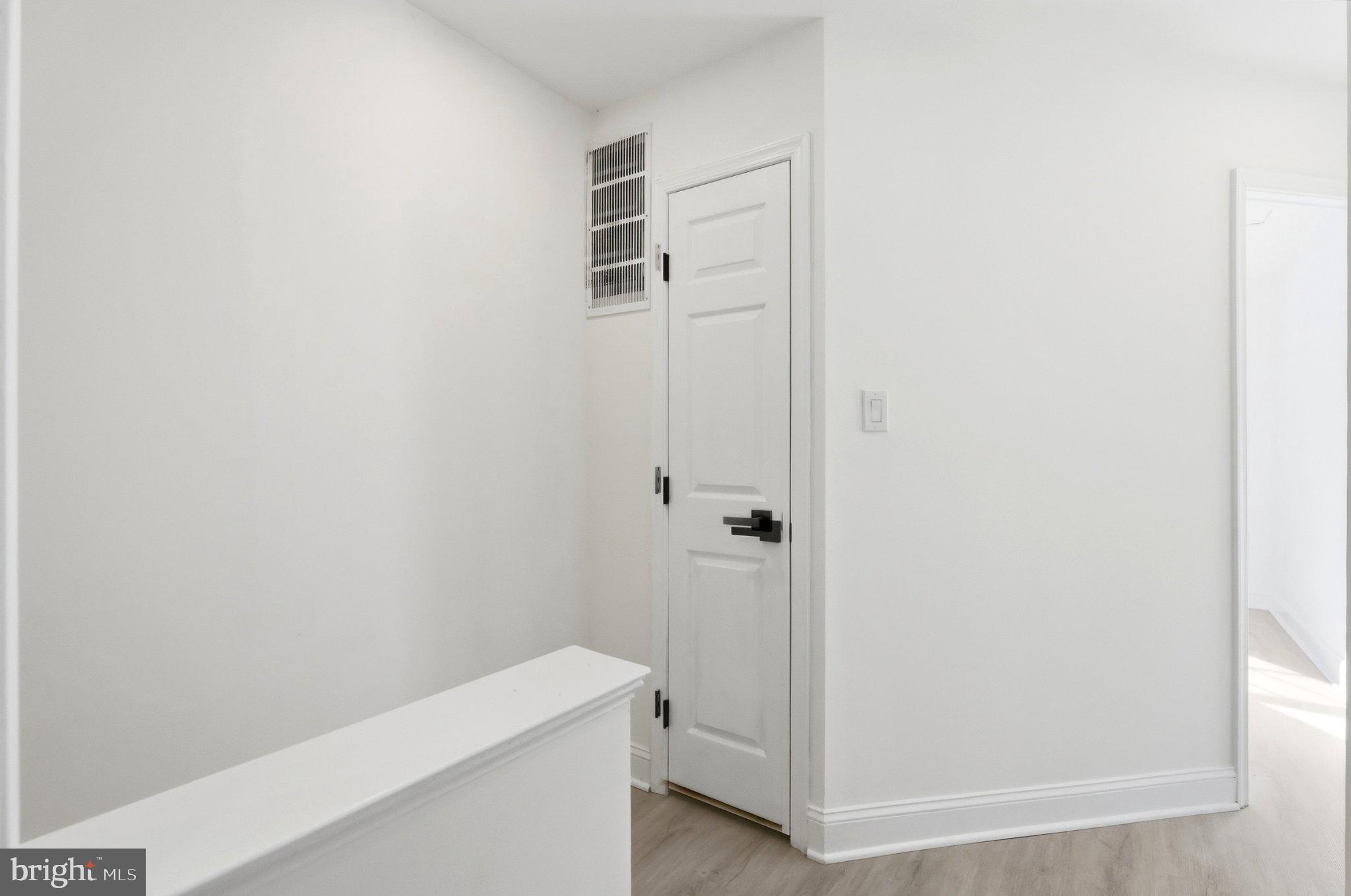 GUNNERS LAKE VILLAGE - Residential