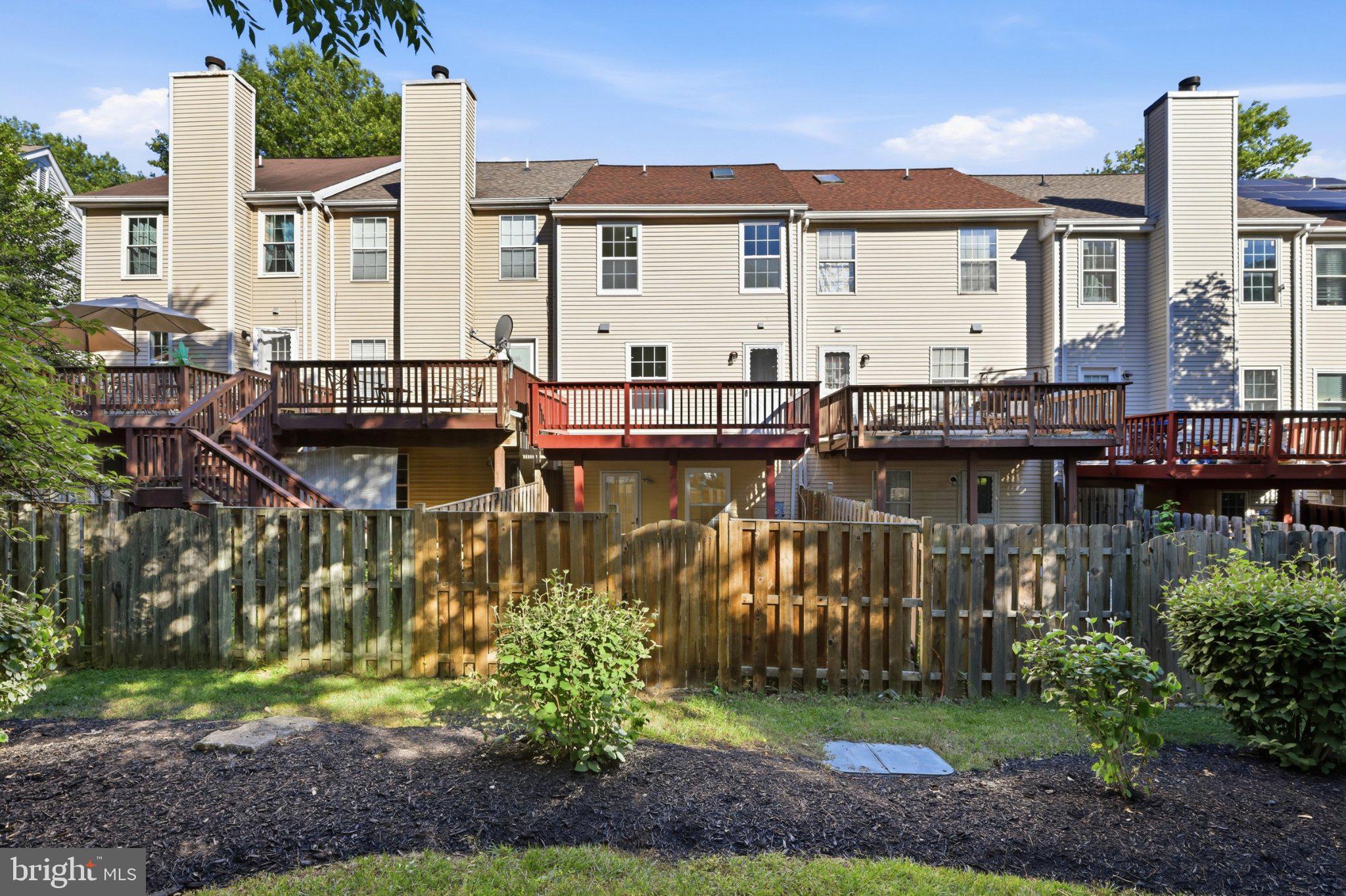 GUNNERS LAKE VILLAGE - Residential