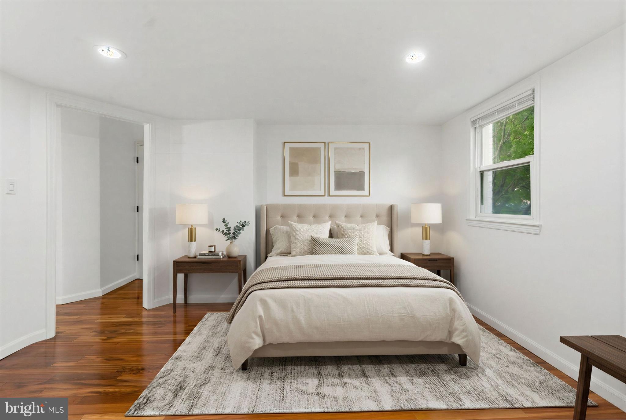 CHESTNUT RIDGE MANOR - Residential