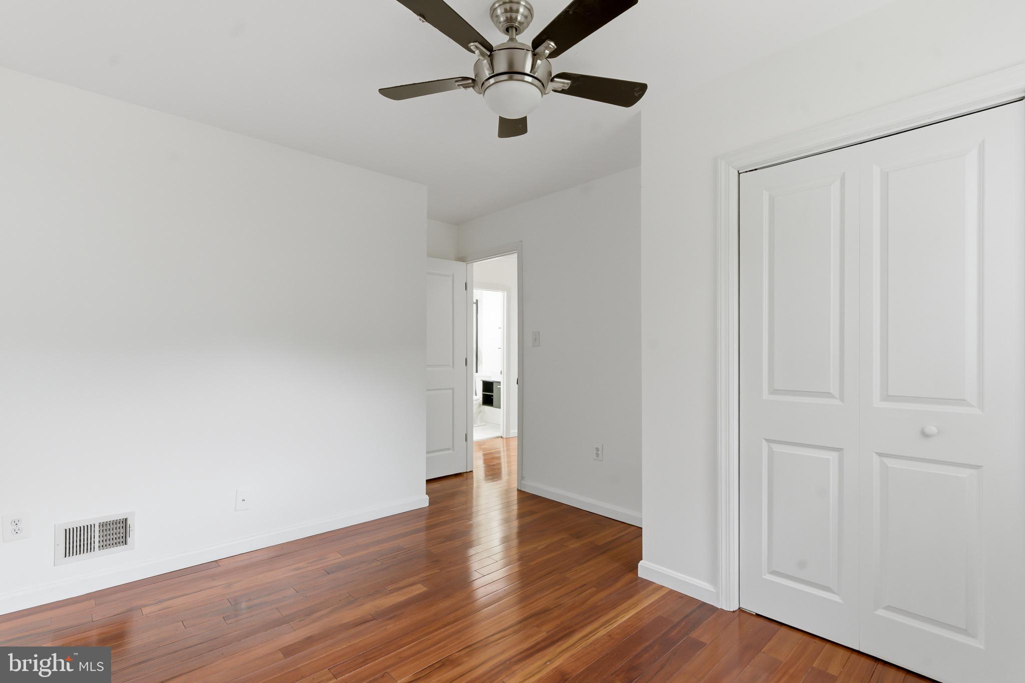 CHESTNUT RIDGE MANOR - Residential