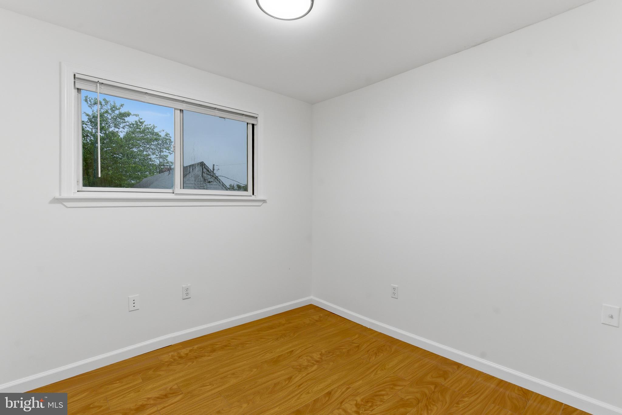 CHESTNUT RIDGE MANOR - Residential