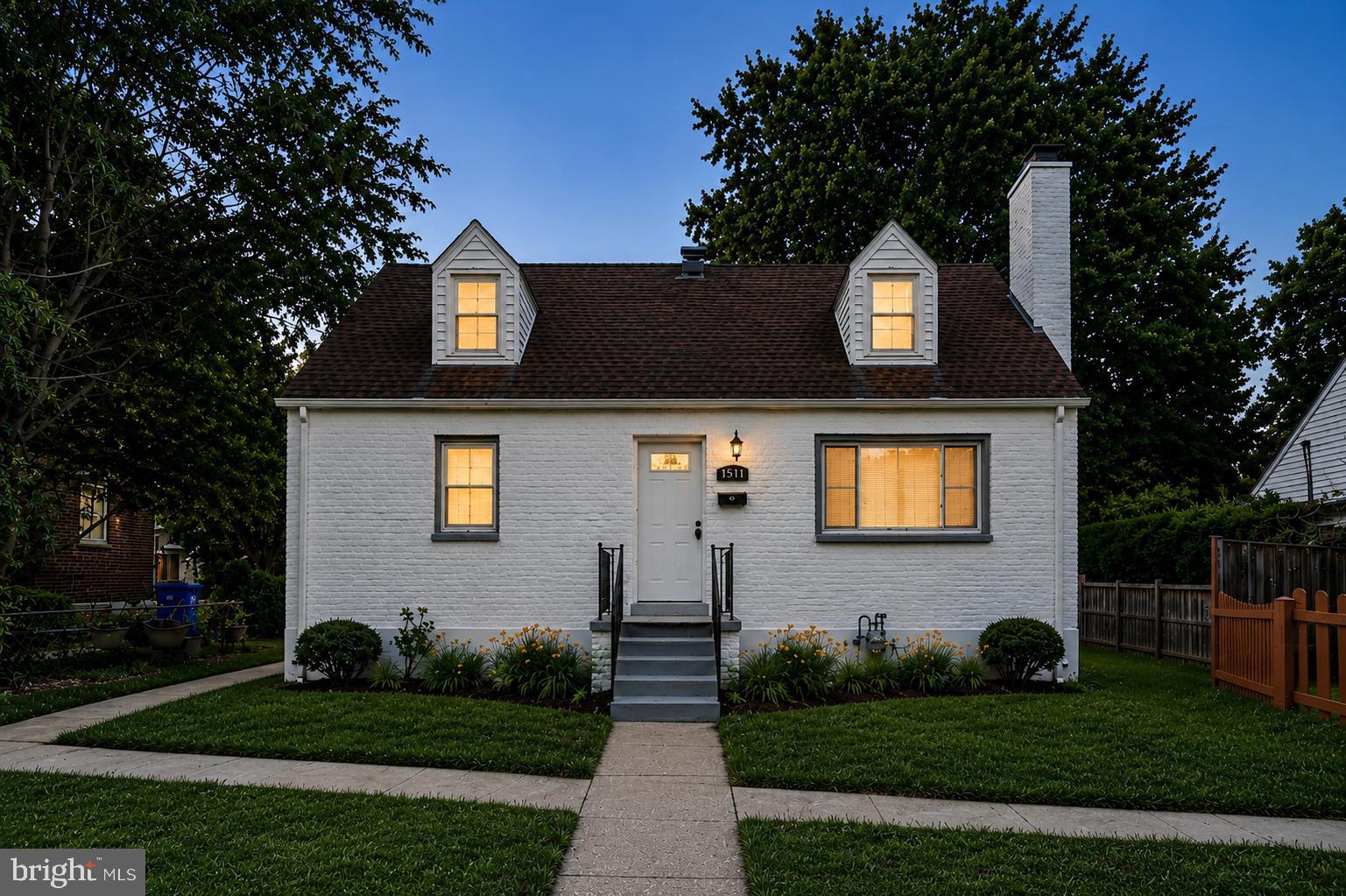 CHESTNUT RIDGE MANOR - Residential