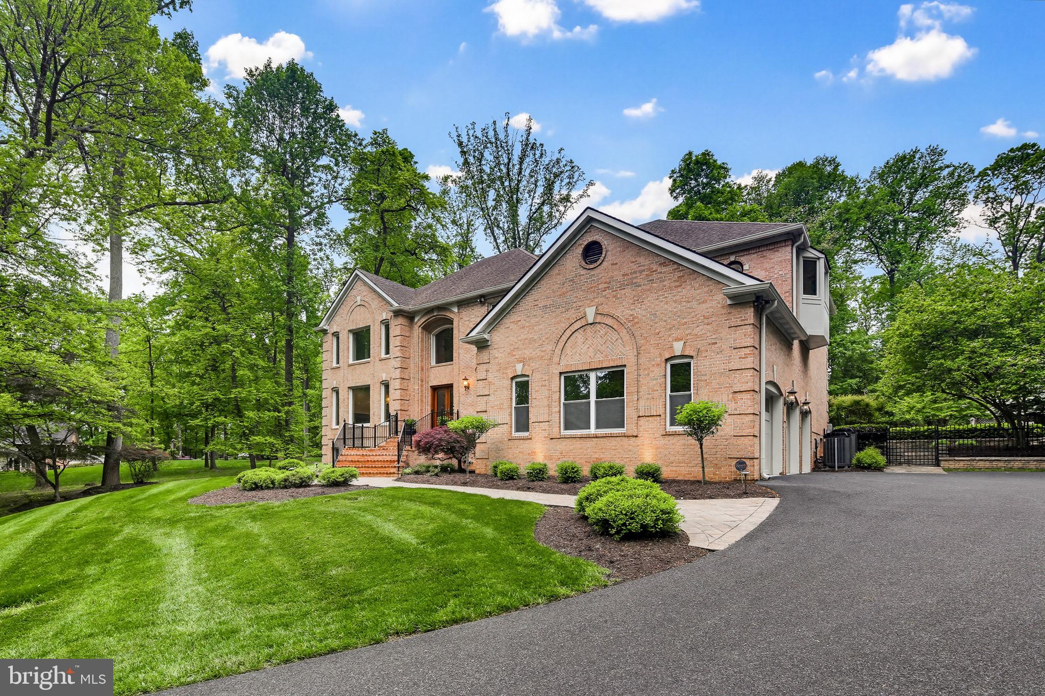 BUCKSKIN WOODS - Residential