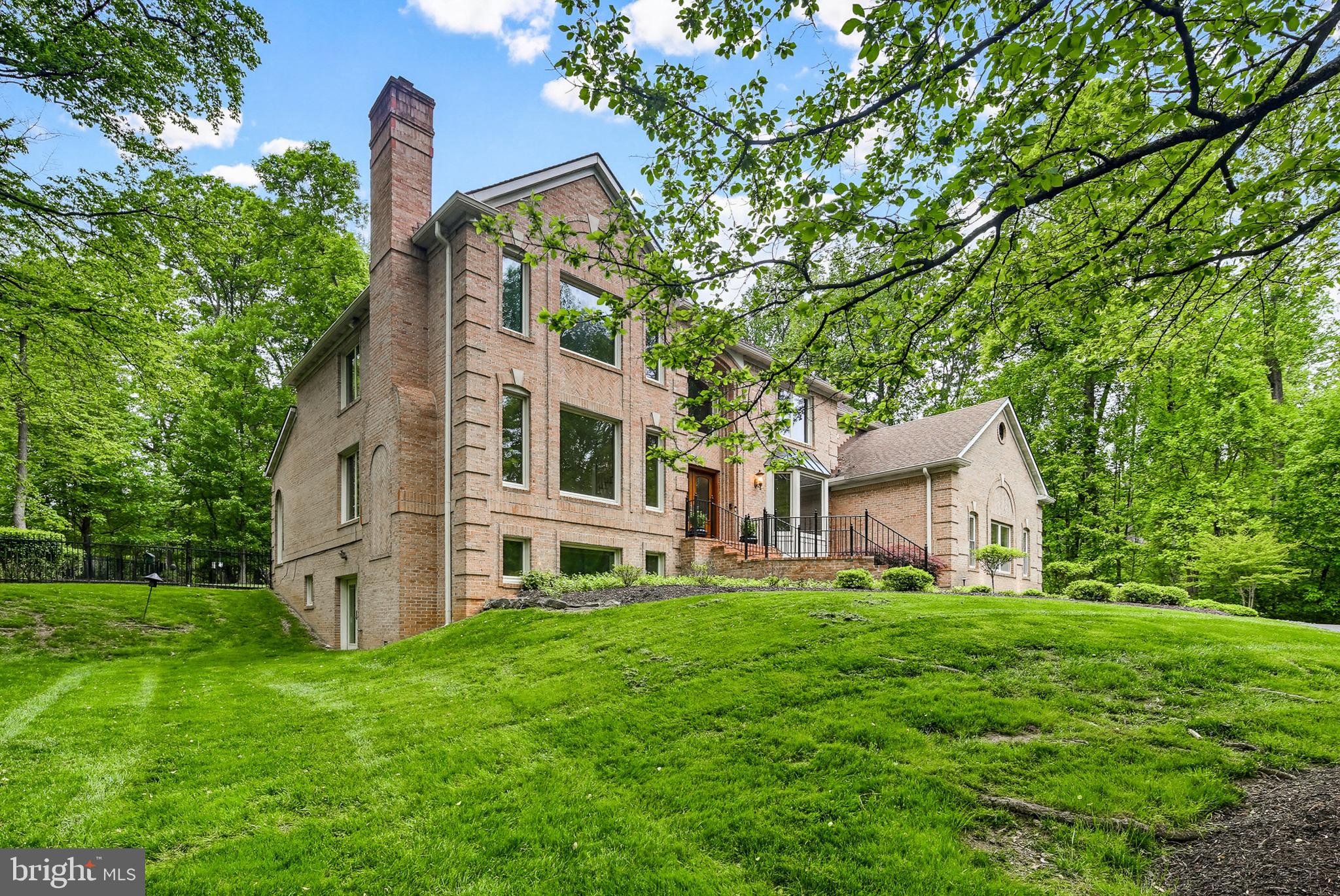 BUCKSKIN WOODS - Residential
