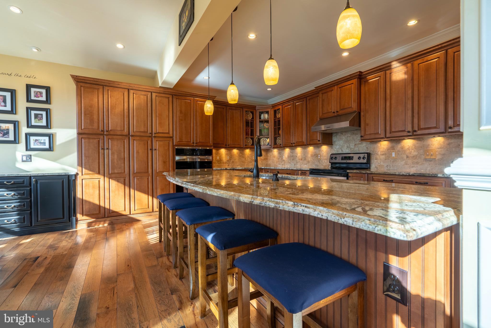 CEDAR HILL - Residential