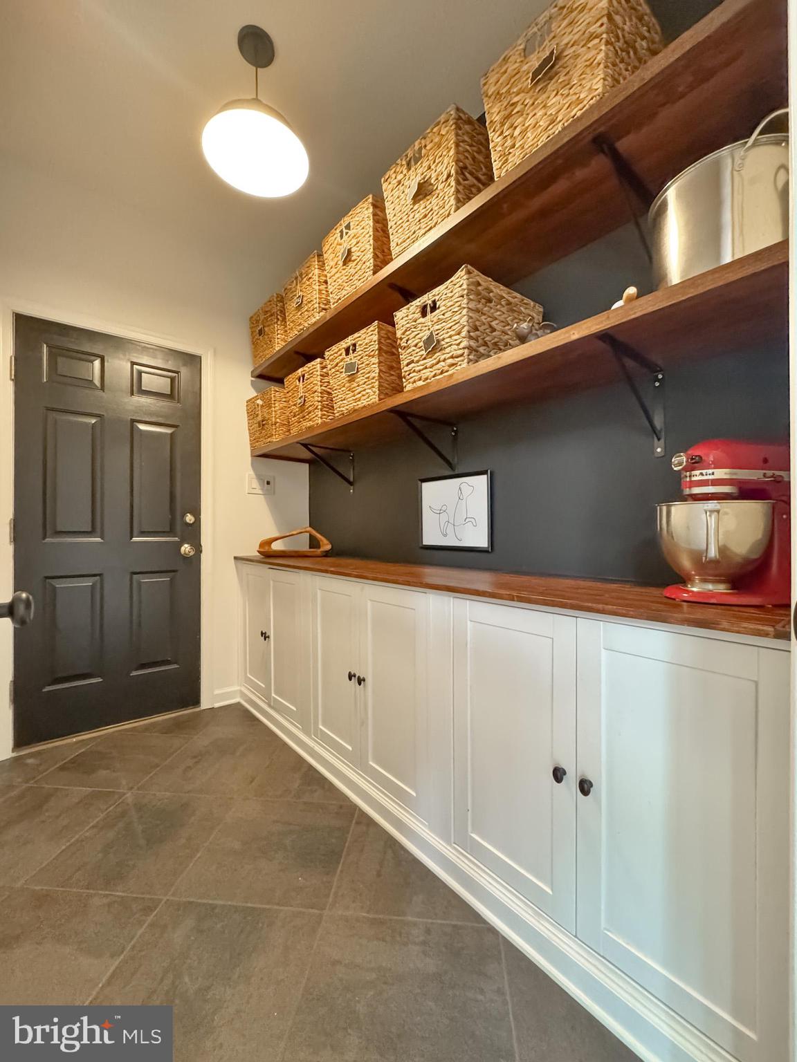 BROOKSTONE - Residential