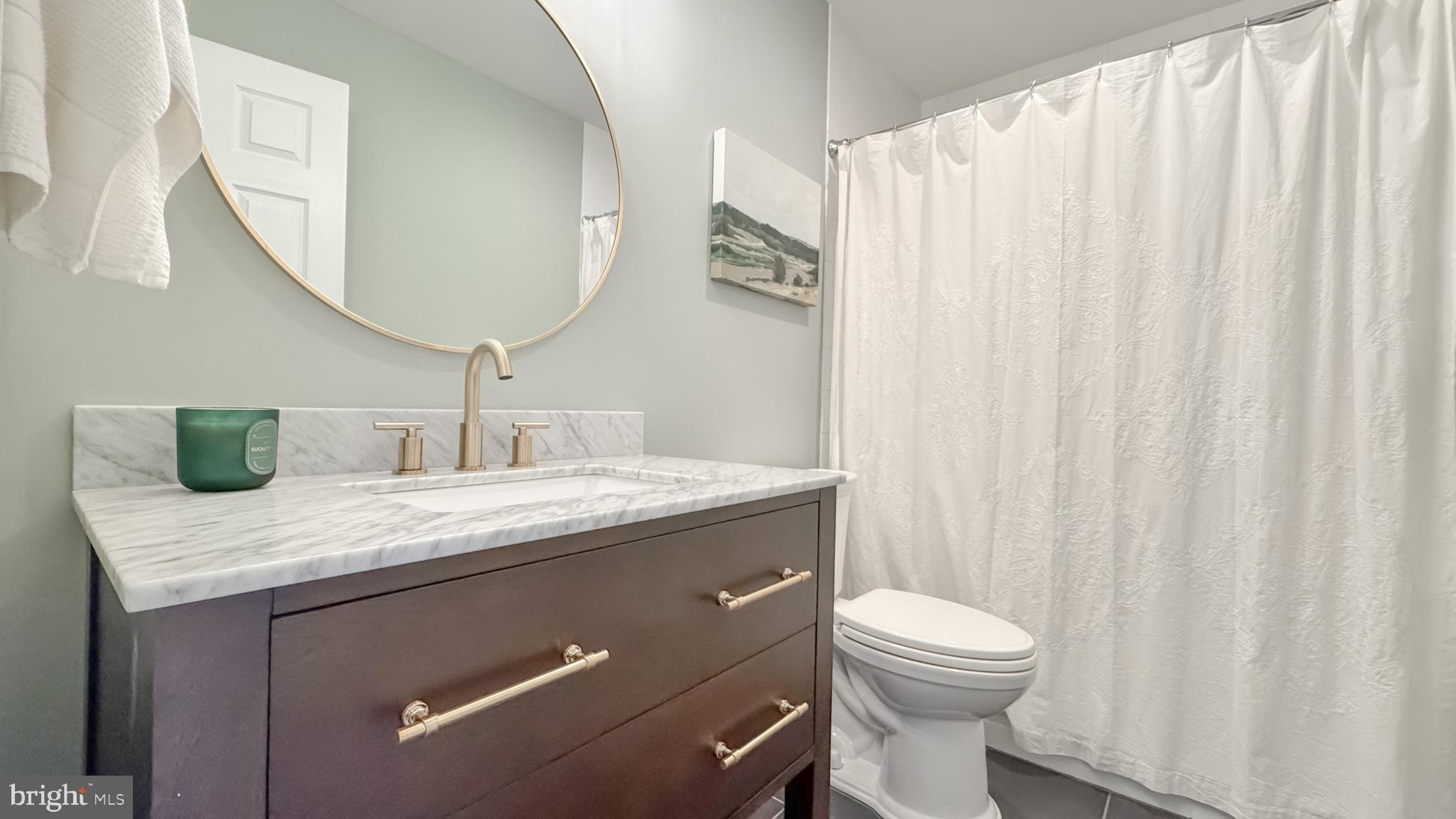 BROOKSTONE - Residential