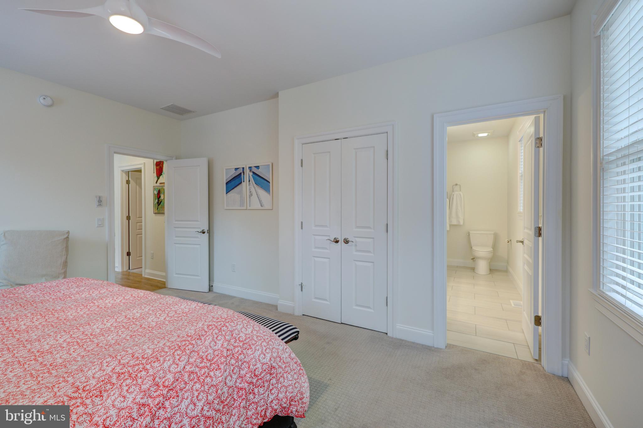 OCEAN BREEZES - Residential